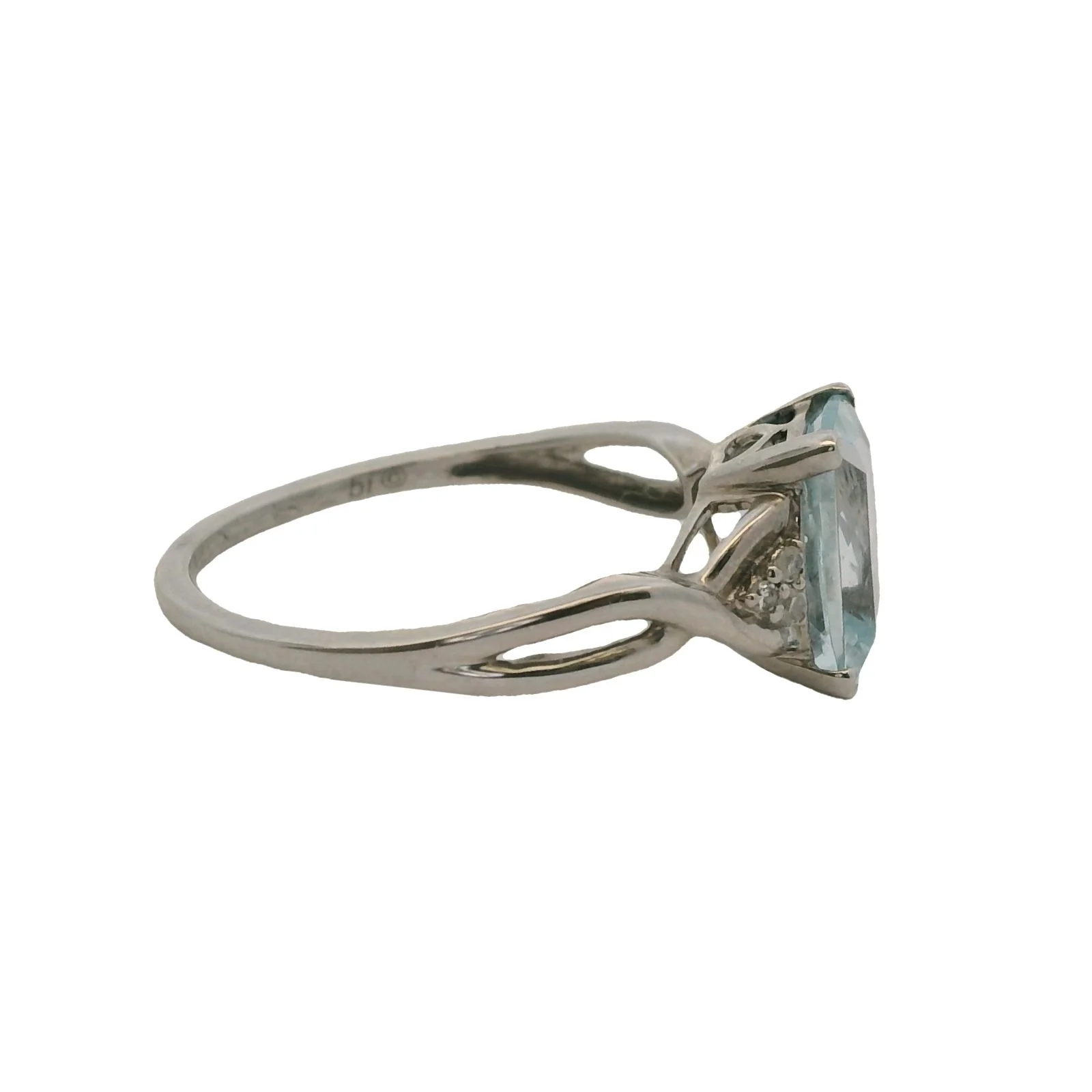 10kt White Gold Rectangle Cushion Cut Aquamarine Solitaire and Accent Diamond Ring Size 7 Made In India - Image 3