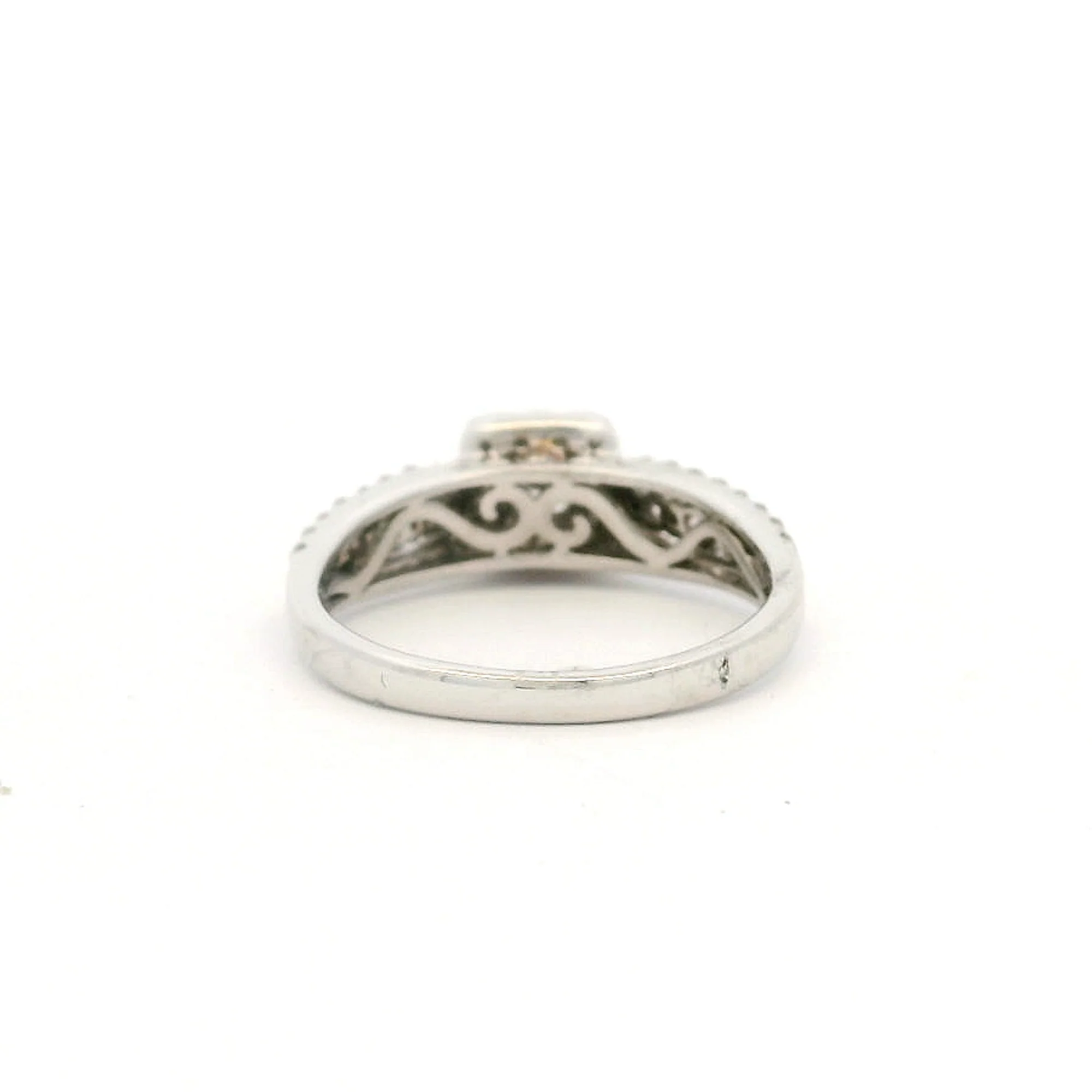 14kt Solid White Gold and Princess Cut Diamond Engagement Ring with Halo and Diamond Shoulders Size 7 - Image 4