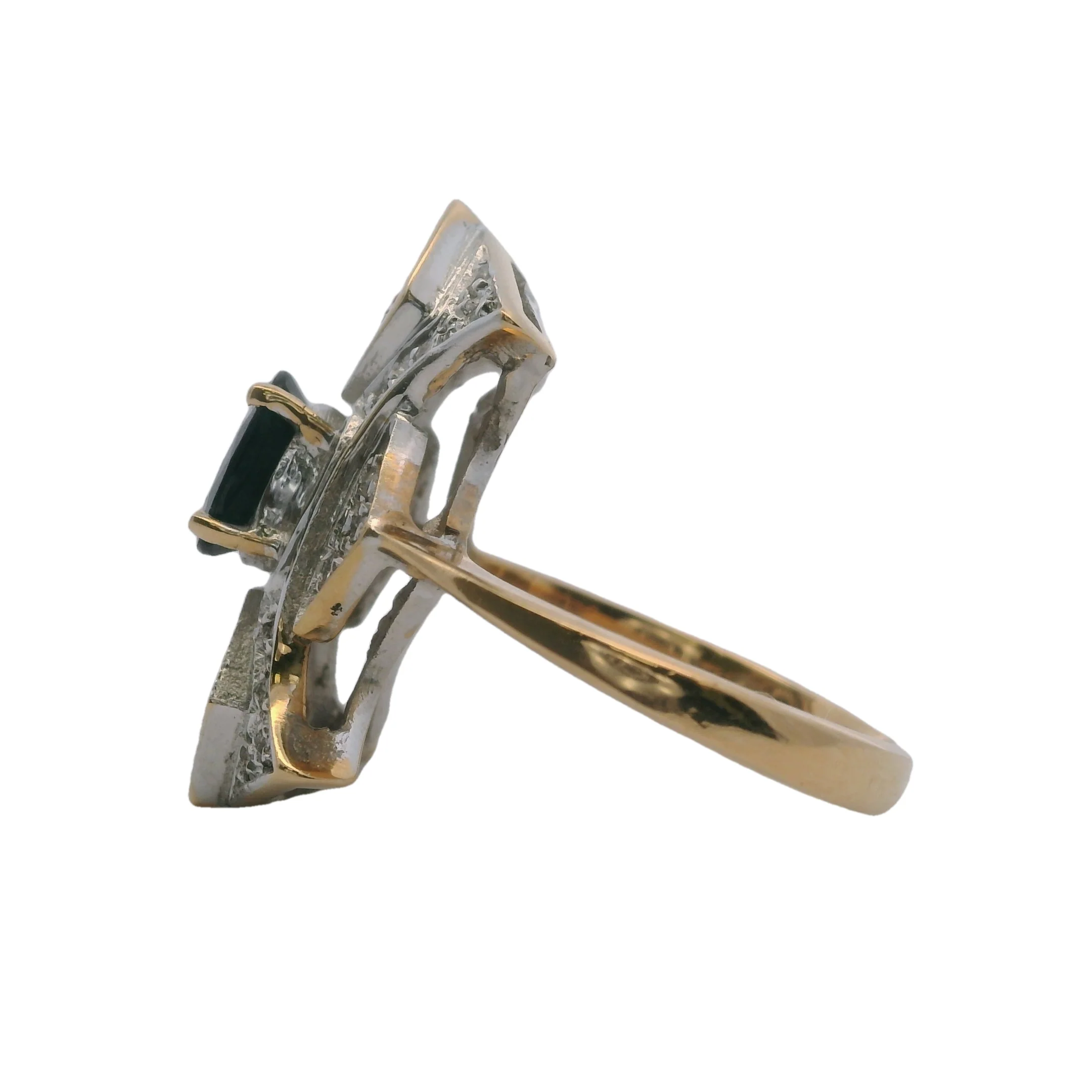 14kt White and Yellow Gold Statement Dinner Ring With Center Sapphire and Diamonds Size 6 - Image 2