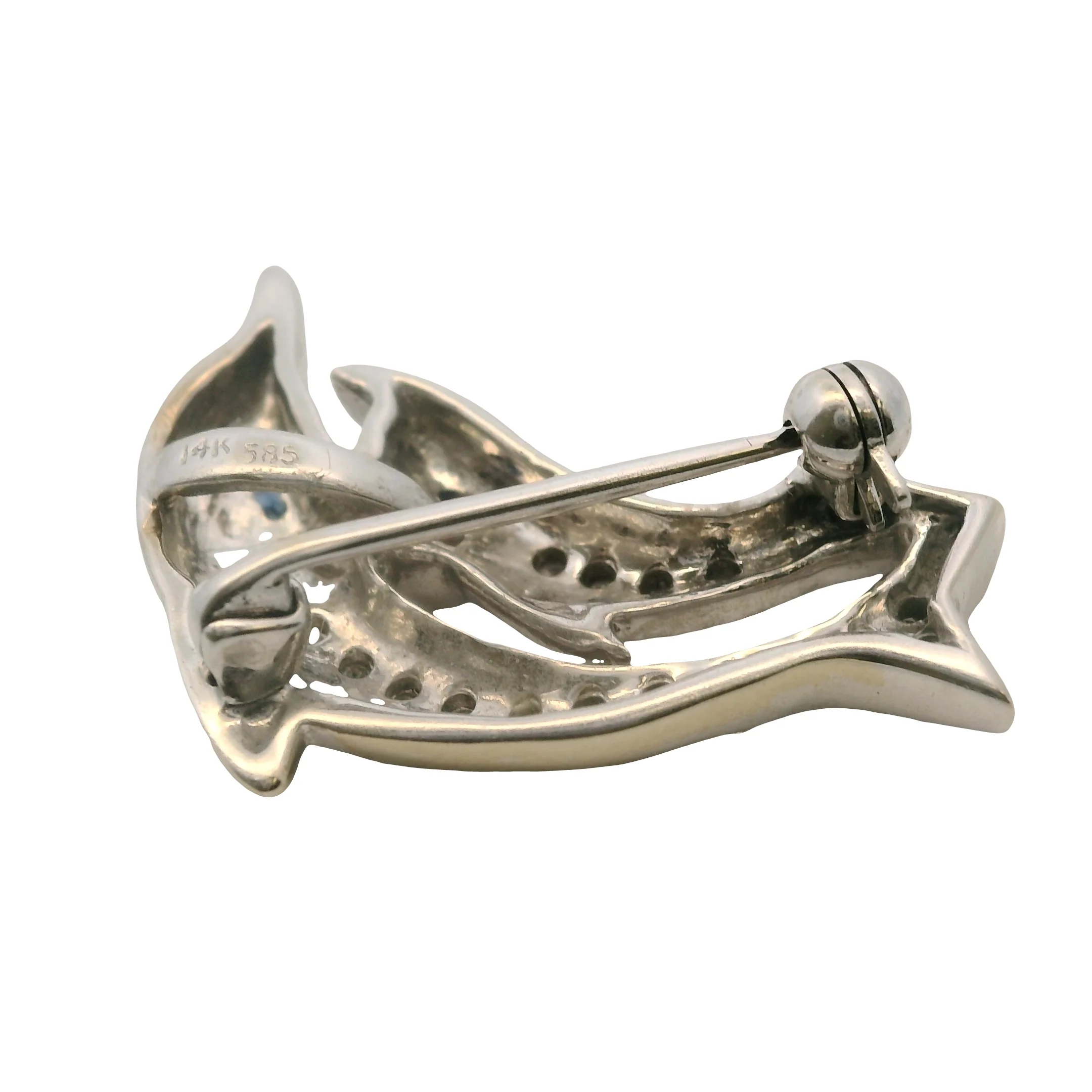 14kt White Gold and Diamond Double Dolphin Pin Brooch with Diamonds and Sapphire Eyes - Image 3