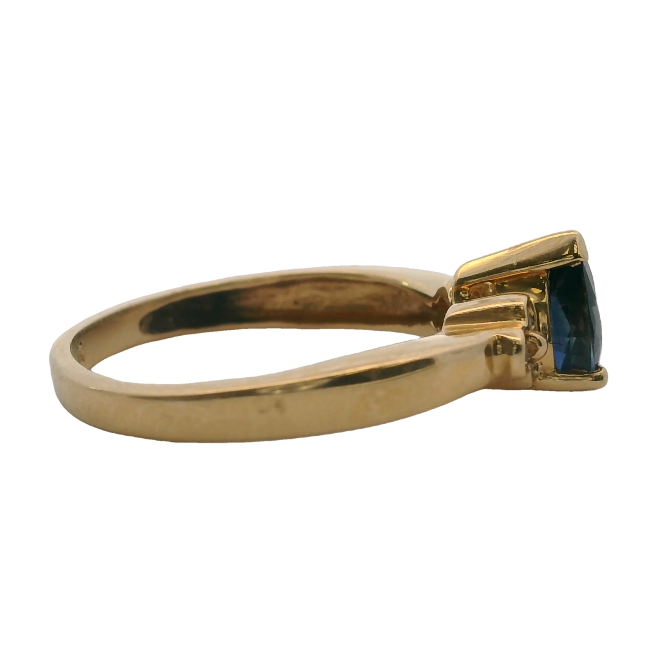 14kt Yellow Gold Dainty Pear Sapphire Solitaire Ring with Accent Diamonds Size 4.75 - Image 2