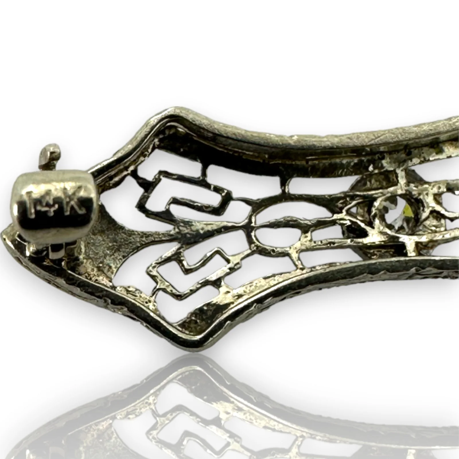 1910-20s Art Deco Bar Pin Brooch Diamond Accent Platinum Top - Image 6