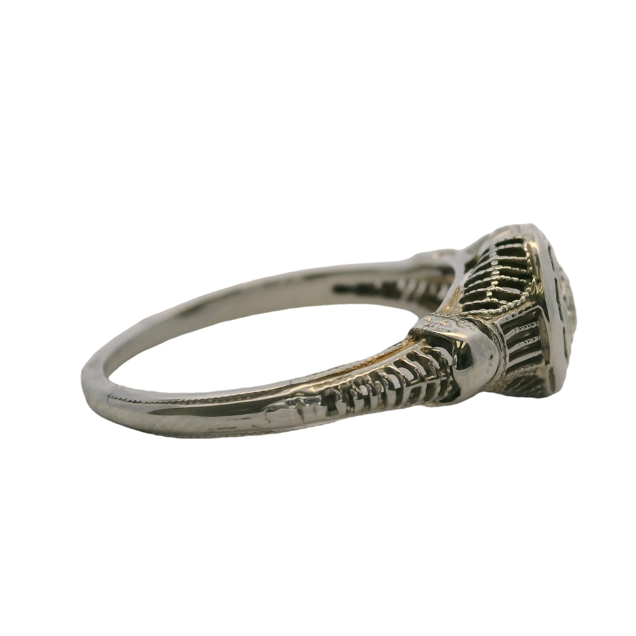 1920s Art Deco Solid 18kt White Gold and 0.15ct Diamond Solitaire Filigree Ring Size 6 - Image 2