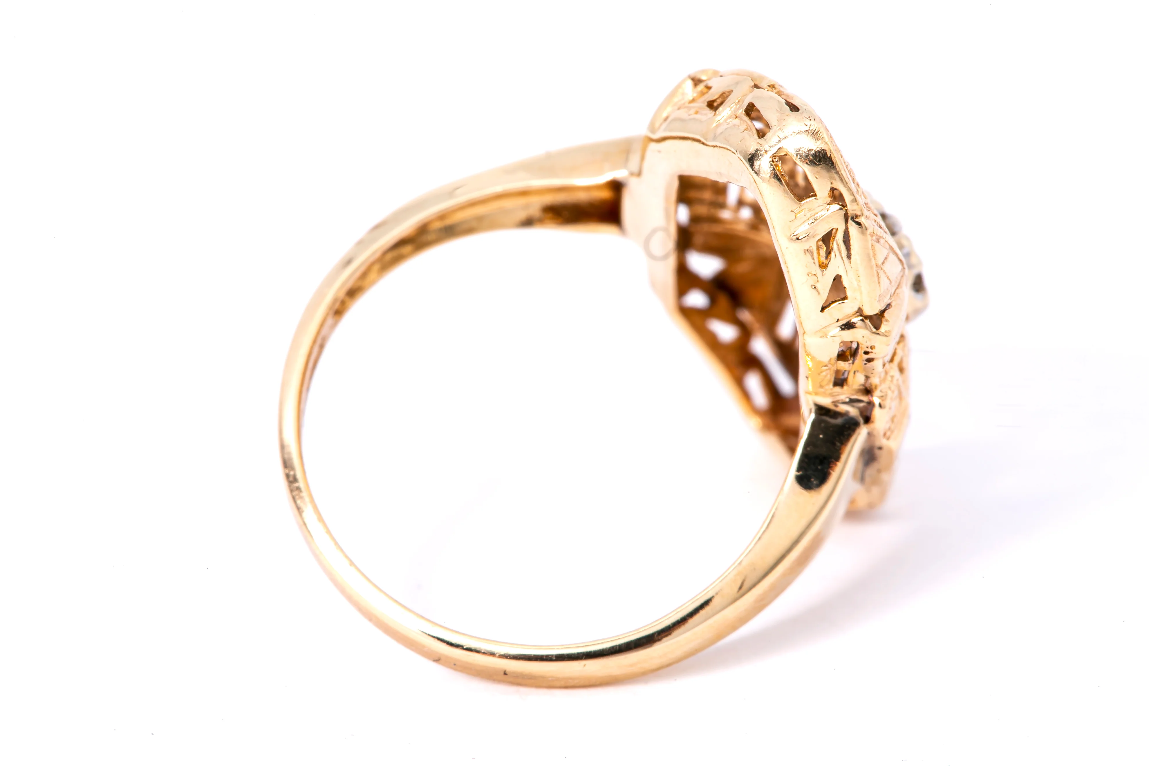 1970-80s Deco Revival Diamond Cluster Filigree Shield Band 14K 585 Yellow Gold Ring Size 6 - Image 2