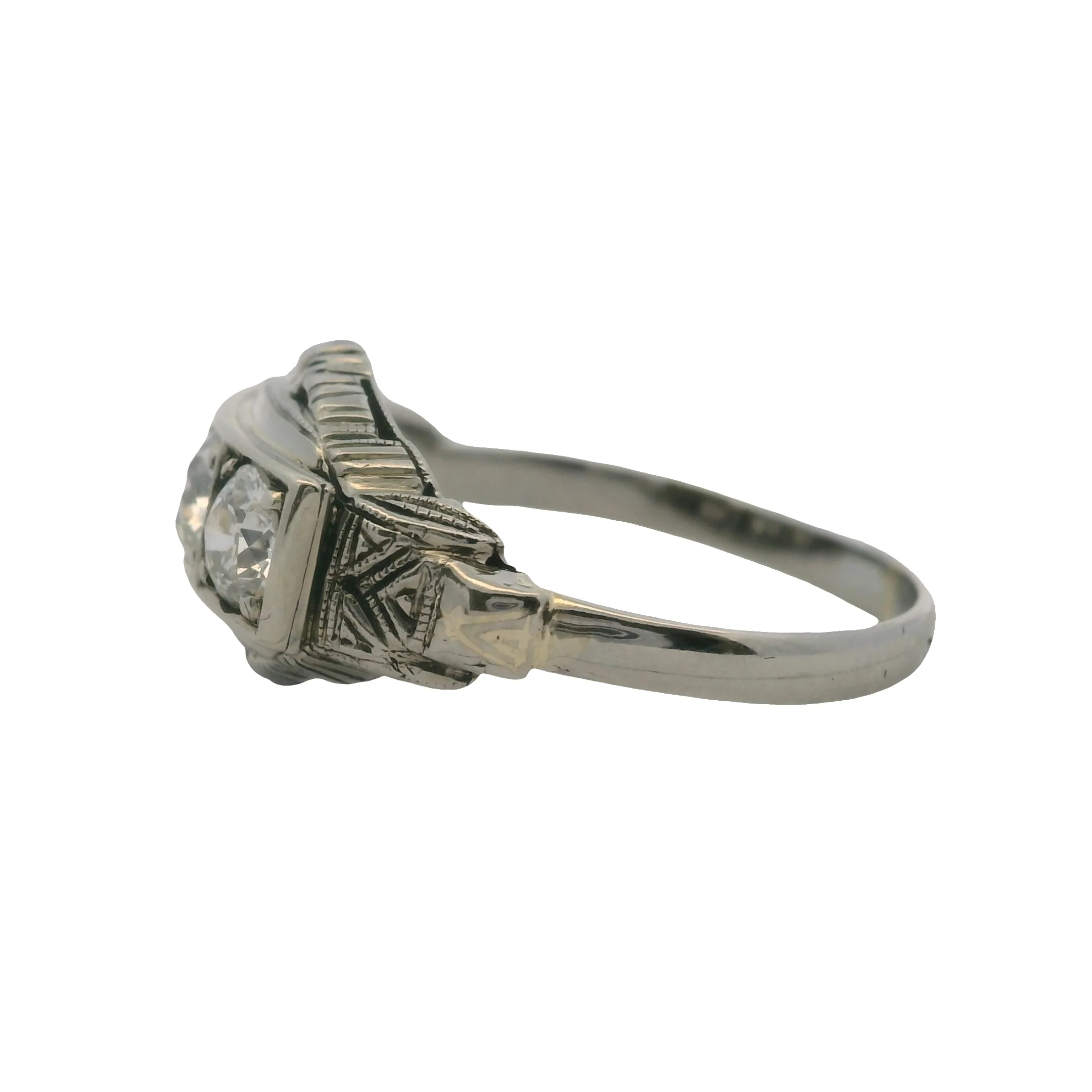 Antique 1910-20s Early Deco 18kt White Gold 3-Stone Old Euro Diamond Ring Size 6 - Image 3