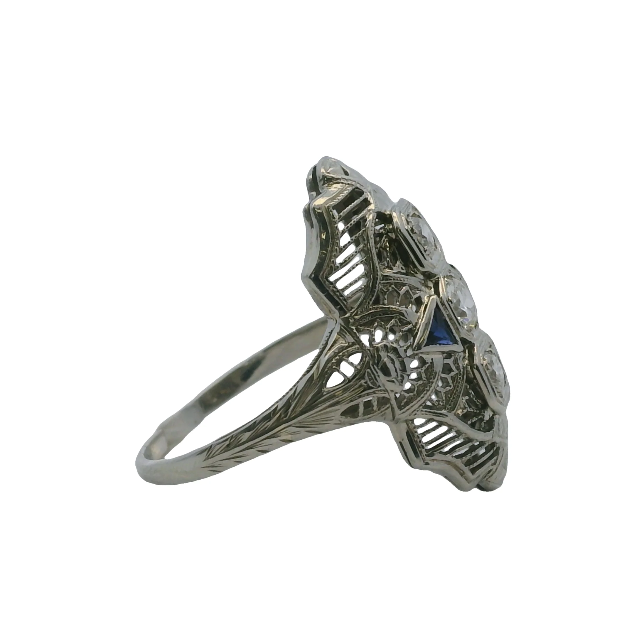 Antique 1920-30s Art Deco 18kt White Gold 3 Diamond and Lab Sapphire Filigree Dinner Ring Size 7.75 - Image 3
