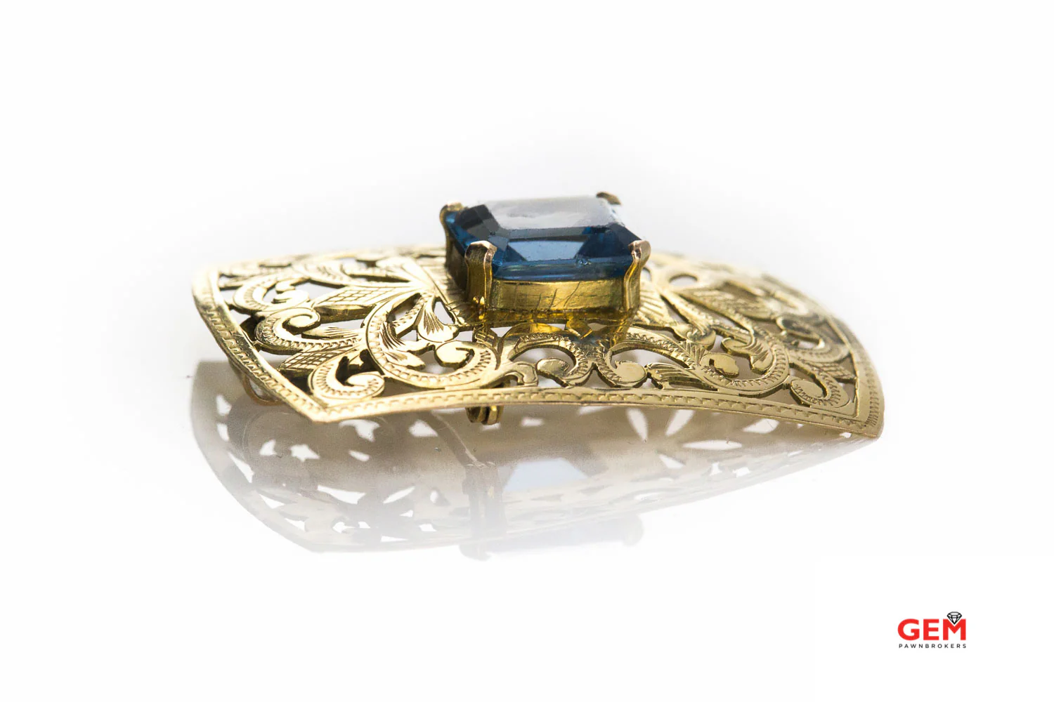 Antique Convertible Charm Blue Topaz Scroll Pierced Filigree 14K 585 Yellow Gold Brooch - Image 2