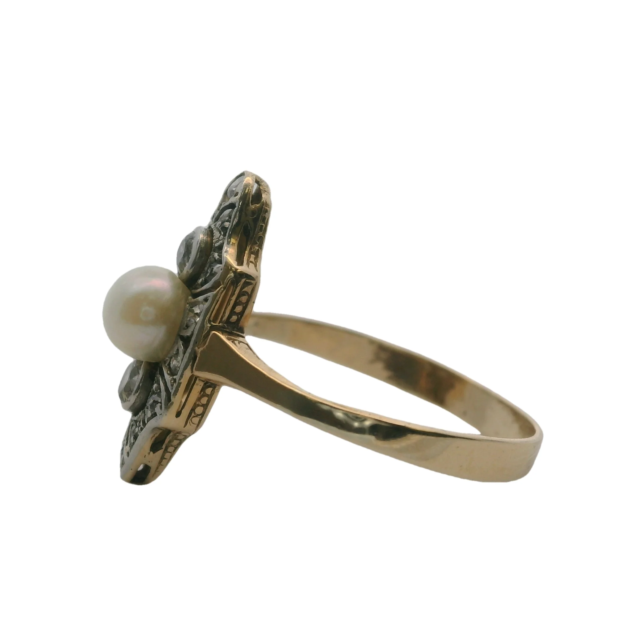 Antique Edwardian 1890-1900s 10kt Two-Tone Gold, Old Mind Diamond, and Pearl Dinner Cocktail Ring Size 9 - Image 3