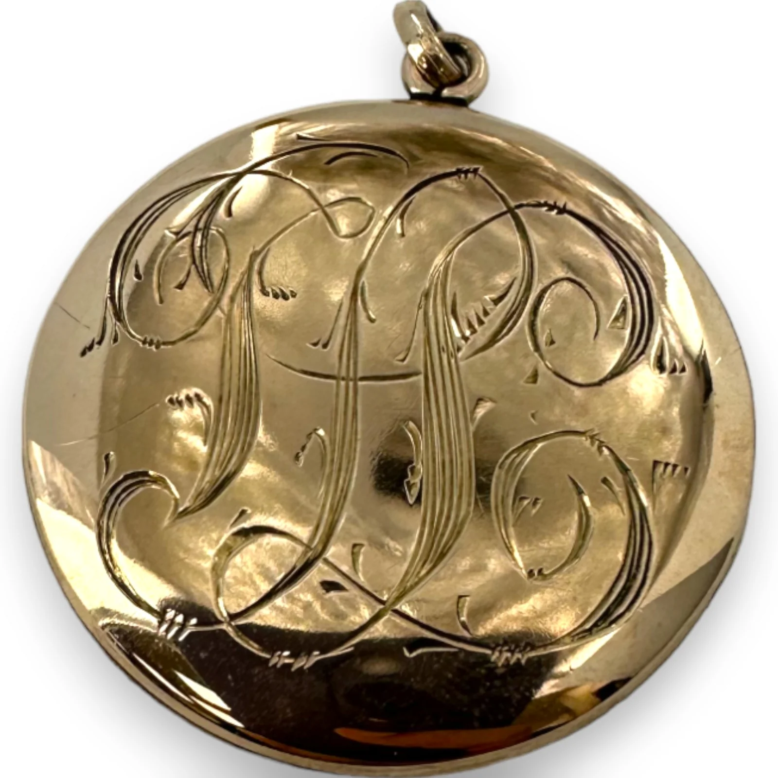 Antique Victorian Solid 10k Rose Gold and 0.30ctw Old Mine Cut Diamond Good Luck Clover Round Locket with Engraved Back Charm Pendant - Image 3