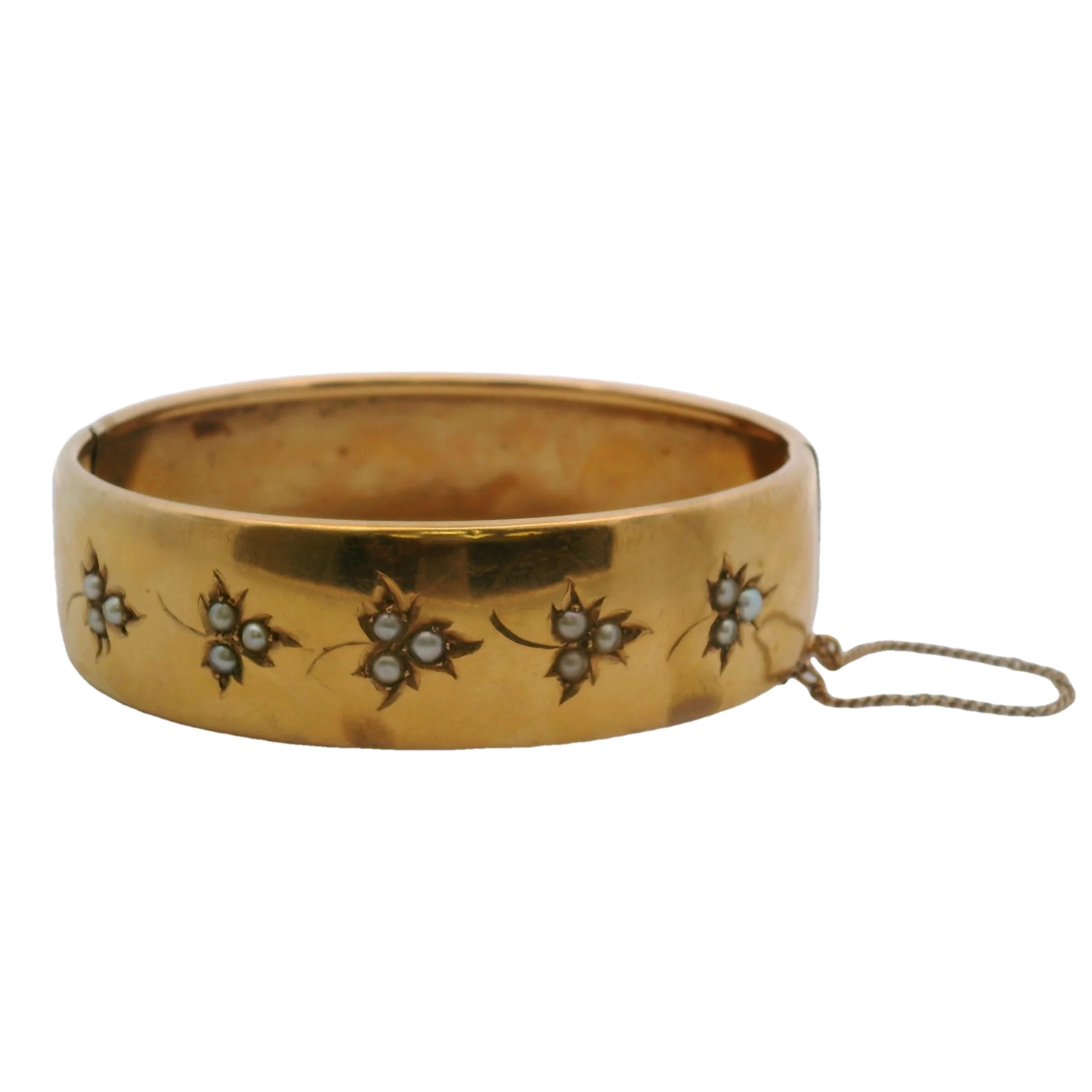 Antique Victorian Solid 18kt Yellow Gold and Freshwater Seed Pearl Hinged Bangle Bracelet - Image 2