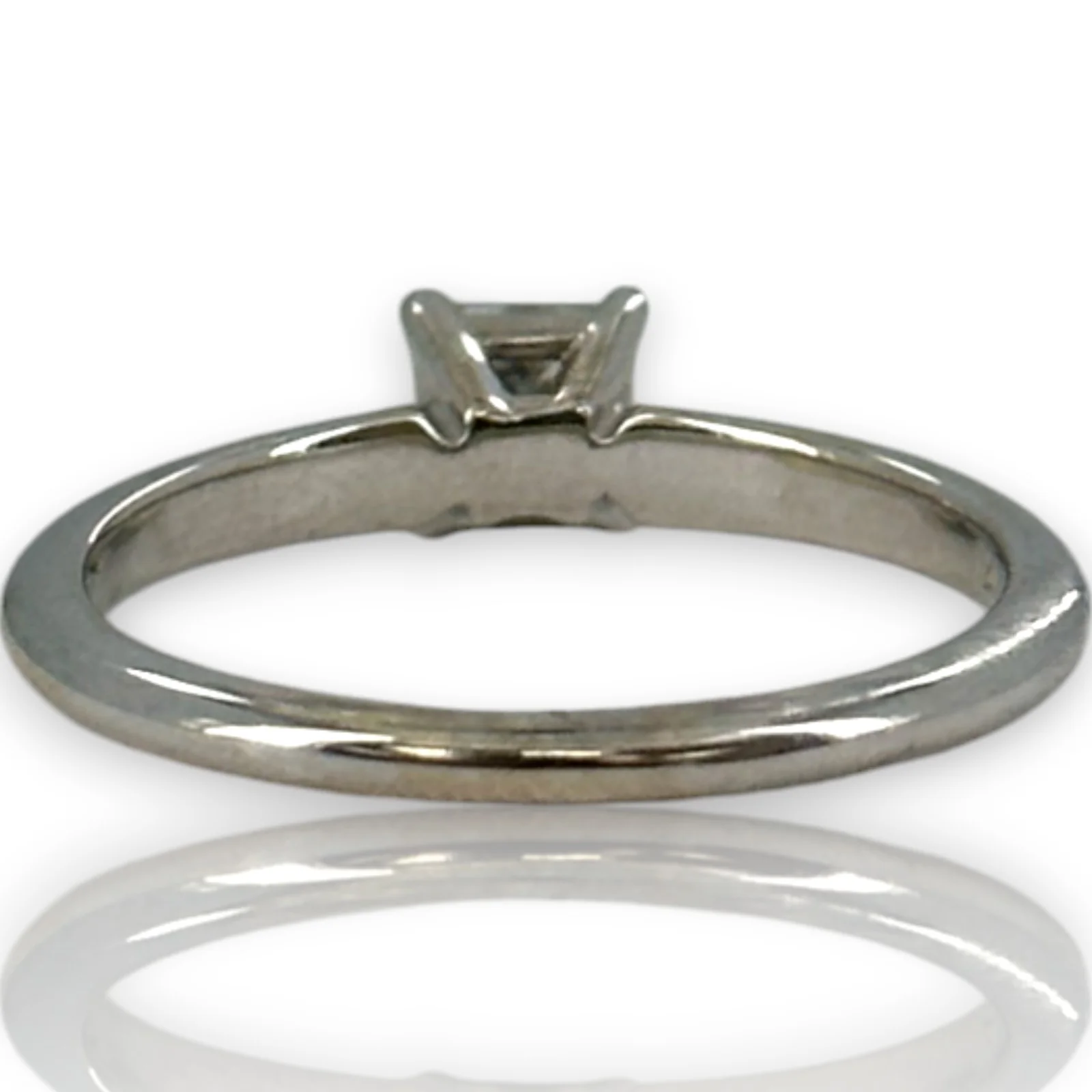 Blue Nile 14kt White Gold 0.50ct Princess Cut Diamond 4-Prong Setting Solitaire Engagement Ring - Image 5
