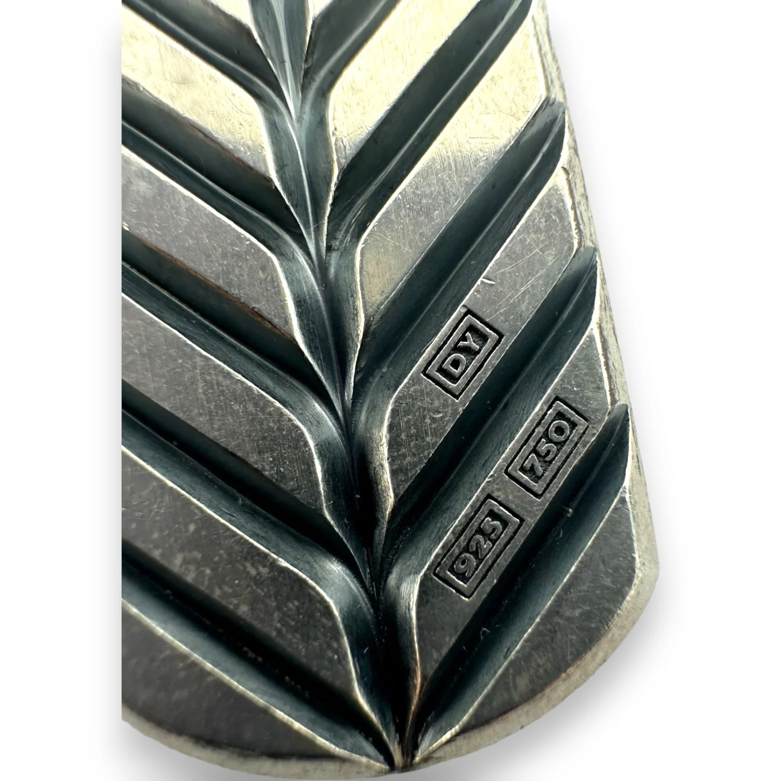 David Yurman 925 Sterling Silver and 18kt Gold Reversible Chevron Dog Tag Pendant Charm - Image 3