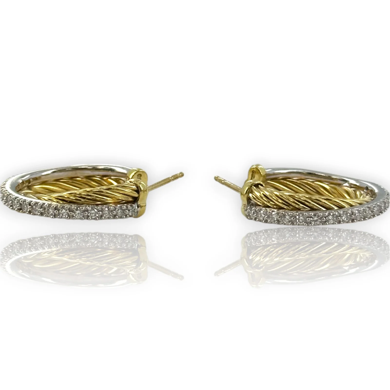 David Yurman Solid 18kt Yellow Gold Crossover 23mm Hoop Cable Earrings with 0.34ctw of Diamonds in Original Pouch - Image 3