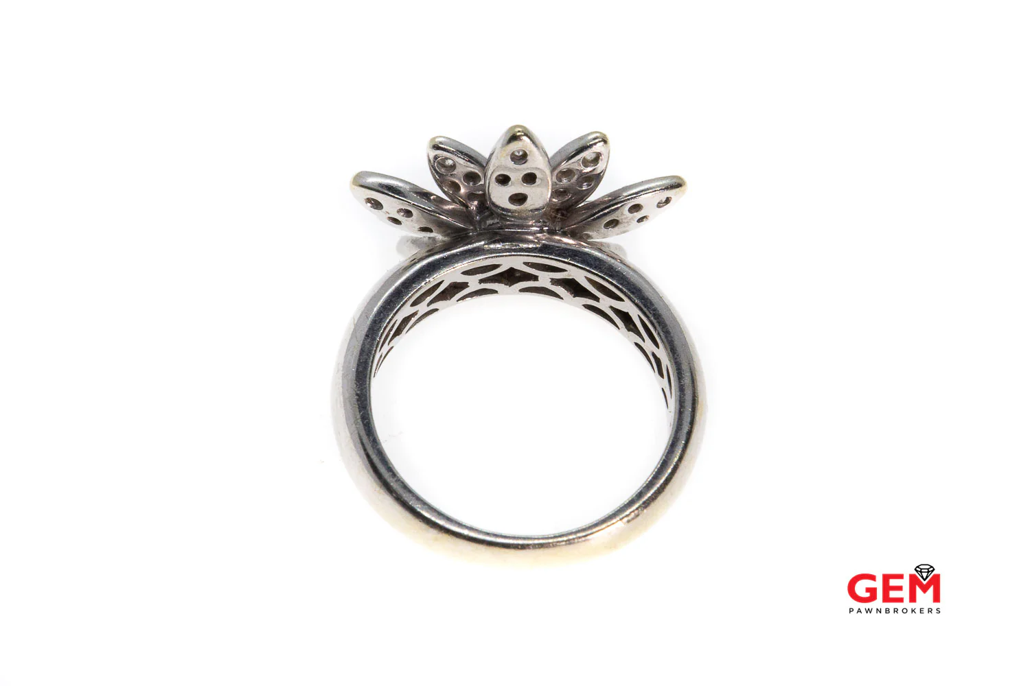 Diamond Flower Cocktail 18K 750 White Gold Cluster Star Ring Size 7 - Image 4