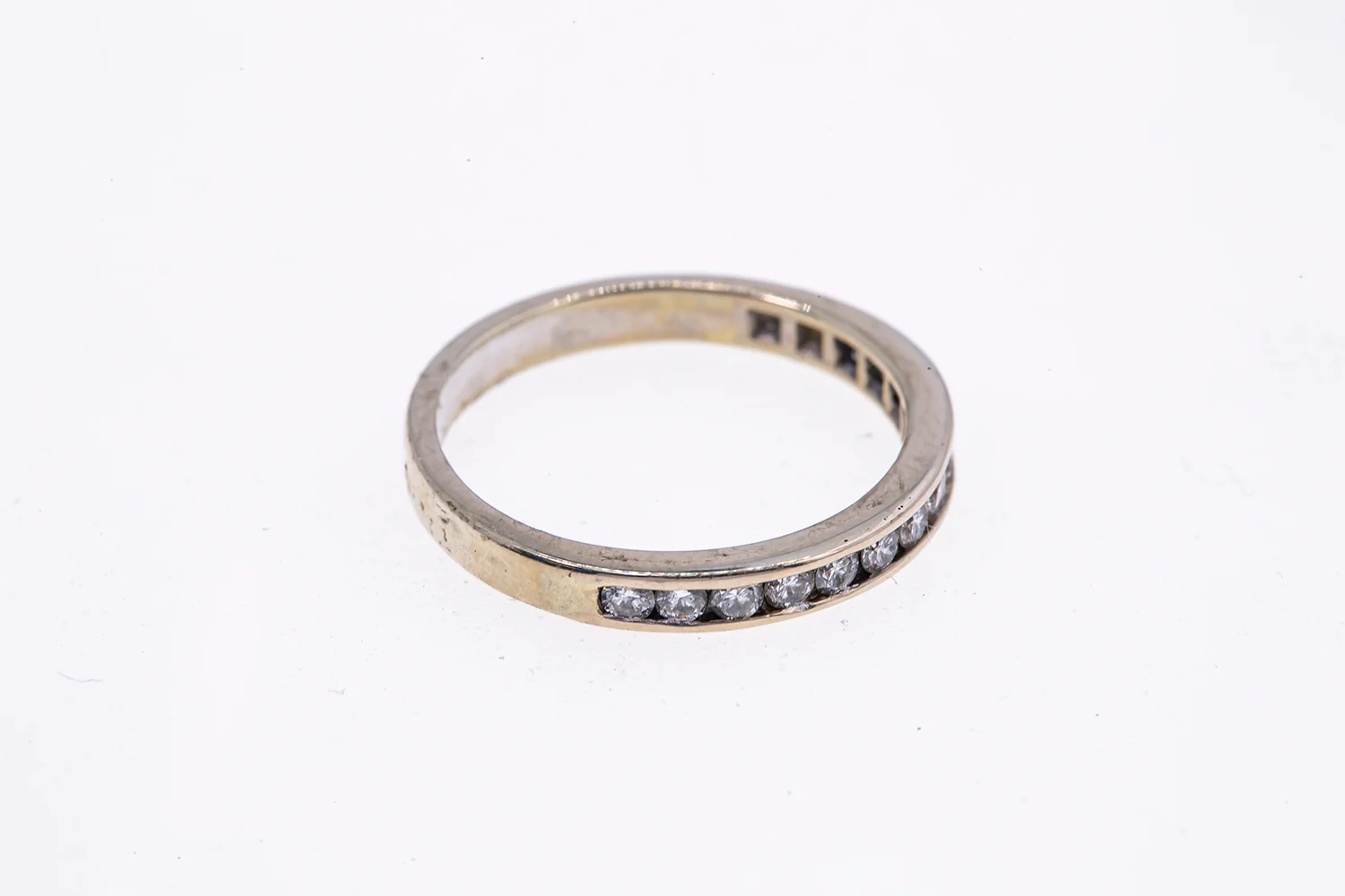 Diamond Line Channel Set Stackable Band 14K 585 White Gold Ring Size 6 3/4 - Image 3