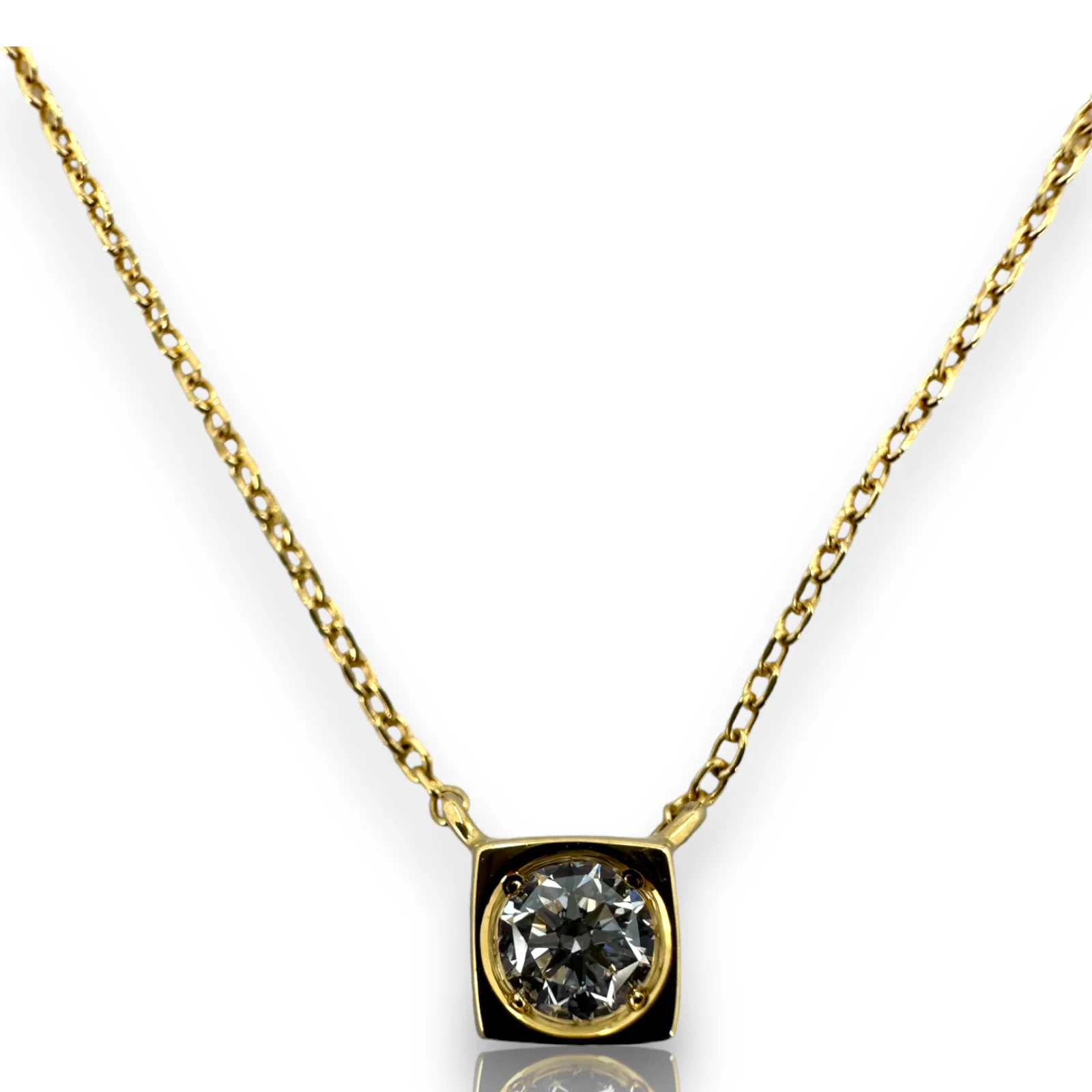 Dinh Van Le Cube Diamant Pendant Necklace 18KT 750 Yellow Gold - Image 2