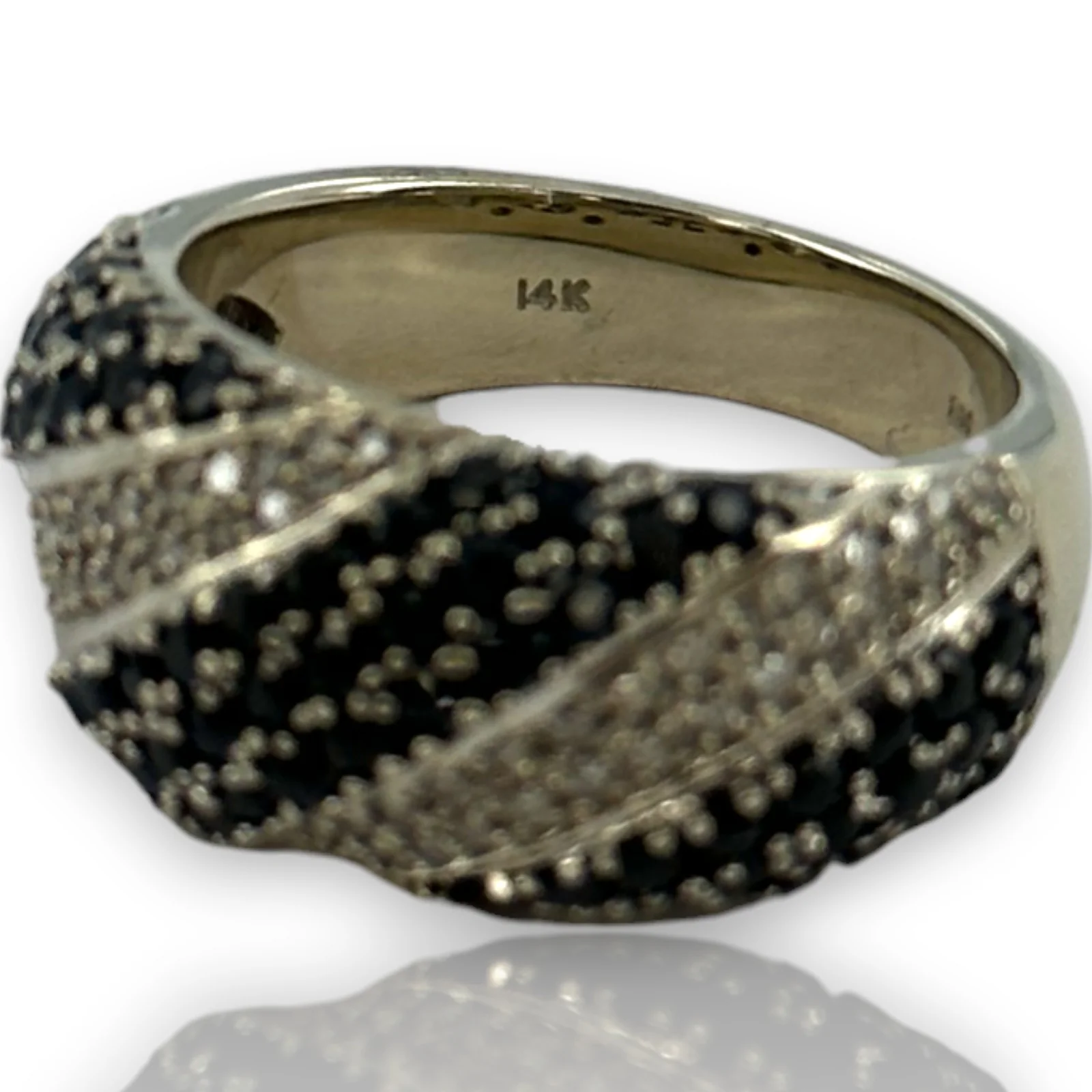 EFFY 14kt White Gold Black Sapphire and White Diamond Twist Statement Ring Size 7 - Image 6