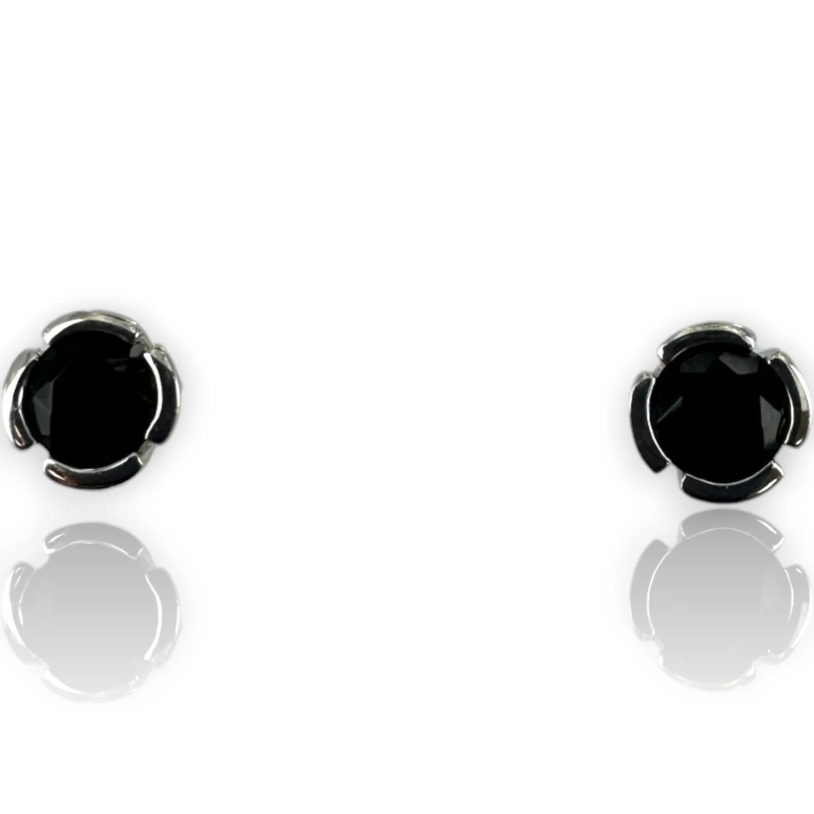 EFFY Jewelry 14kt Solid White Gold Bezel Set Onyx 7.5mm Stud Earrings - Image 3