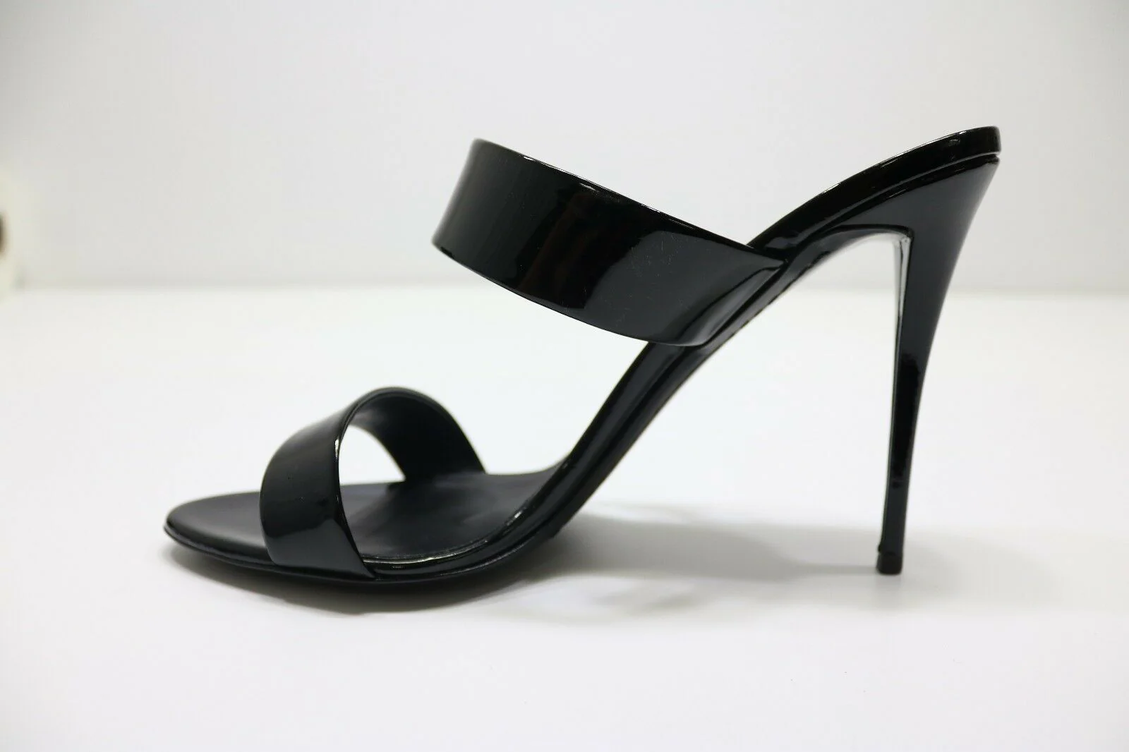Giuseppe Zanotti Black Patent Leather 'Coline' Stiletto Sandals Size 40 e50303 - Image 4