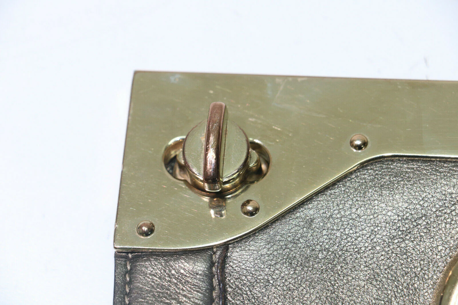Gucci Pewter & Gold Leather Starlight Interlocking GG Clutch - Image 3