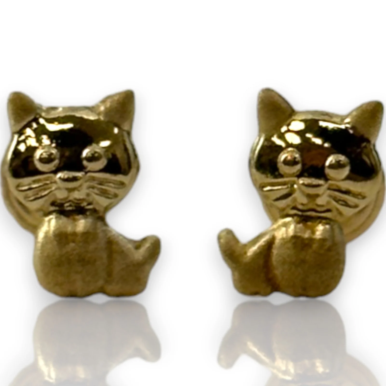 Kids 10kt Solid Yellow Gold Cute Cartoon Cat Kitten Screw-Back Stud Earrings with 18k Gold Earring Backs - Image 2