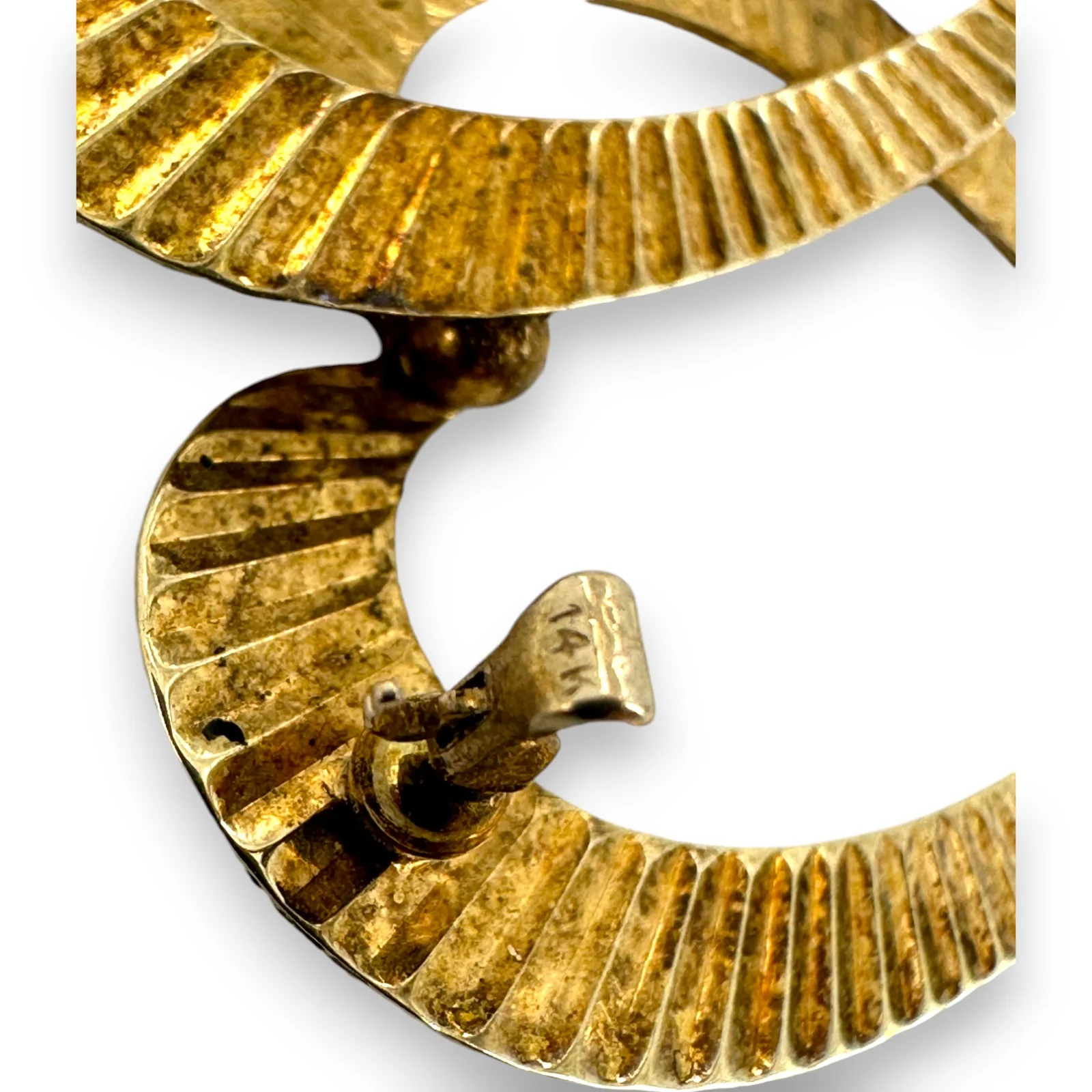 Krementz Vintage 1930-50s Retro Era Double Heart Brooch Pin with Sunburst Pattern - Image 3