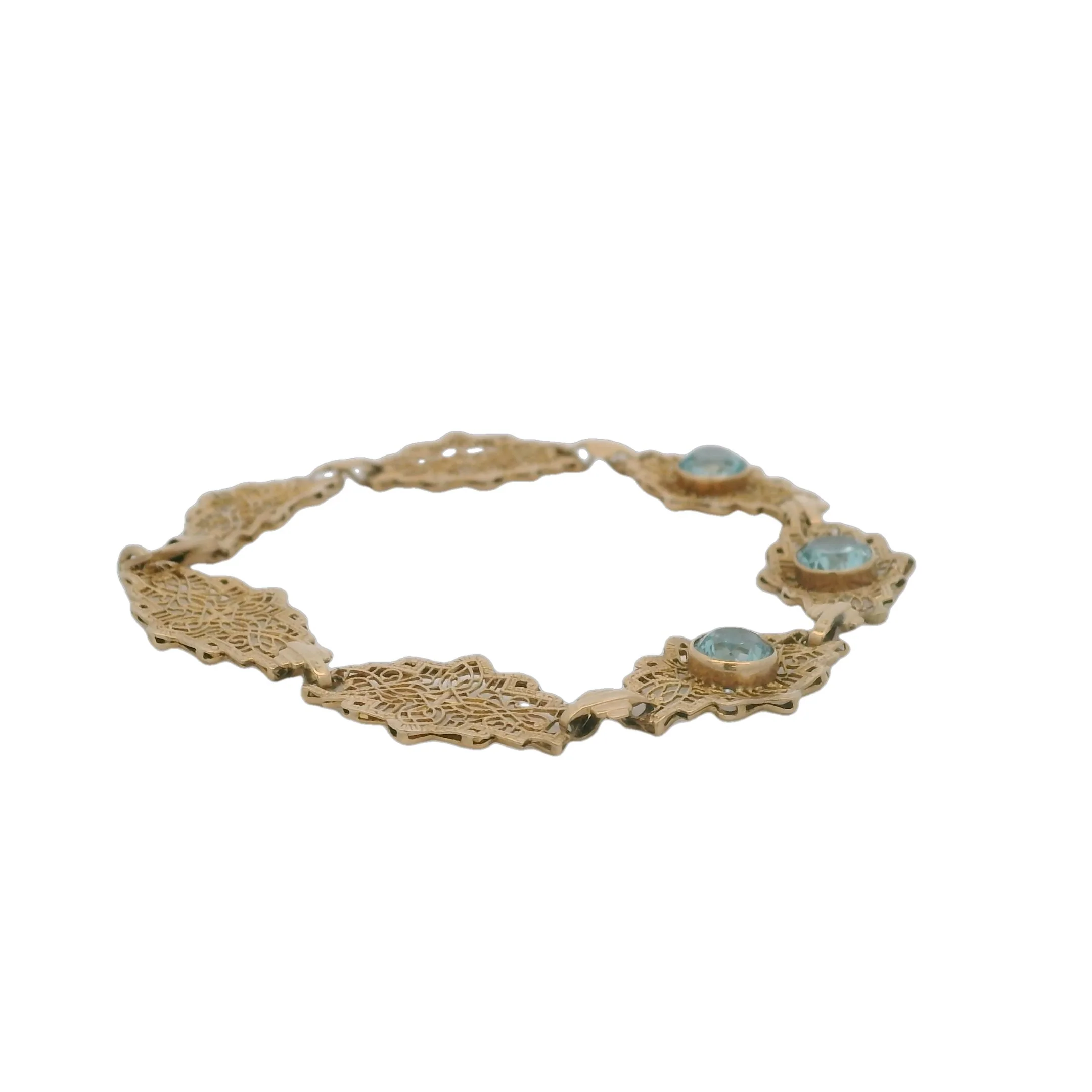 Late Art Deco 1930s 14kt Yellow Gold Filigree Openwork Geometric Link 7.4" Bracelet with 3 Natural Blue Zircons - Image 2