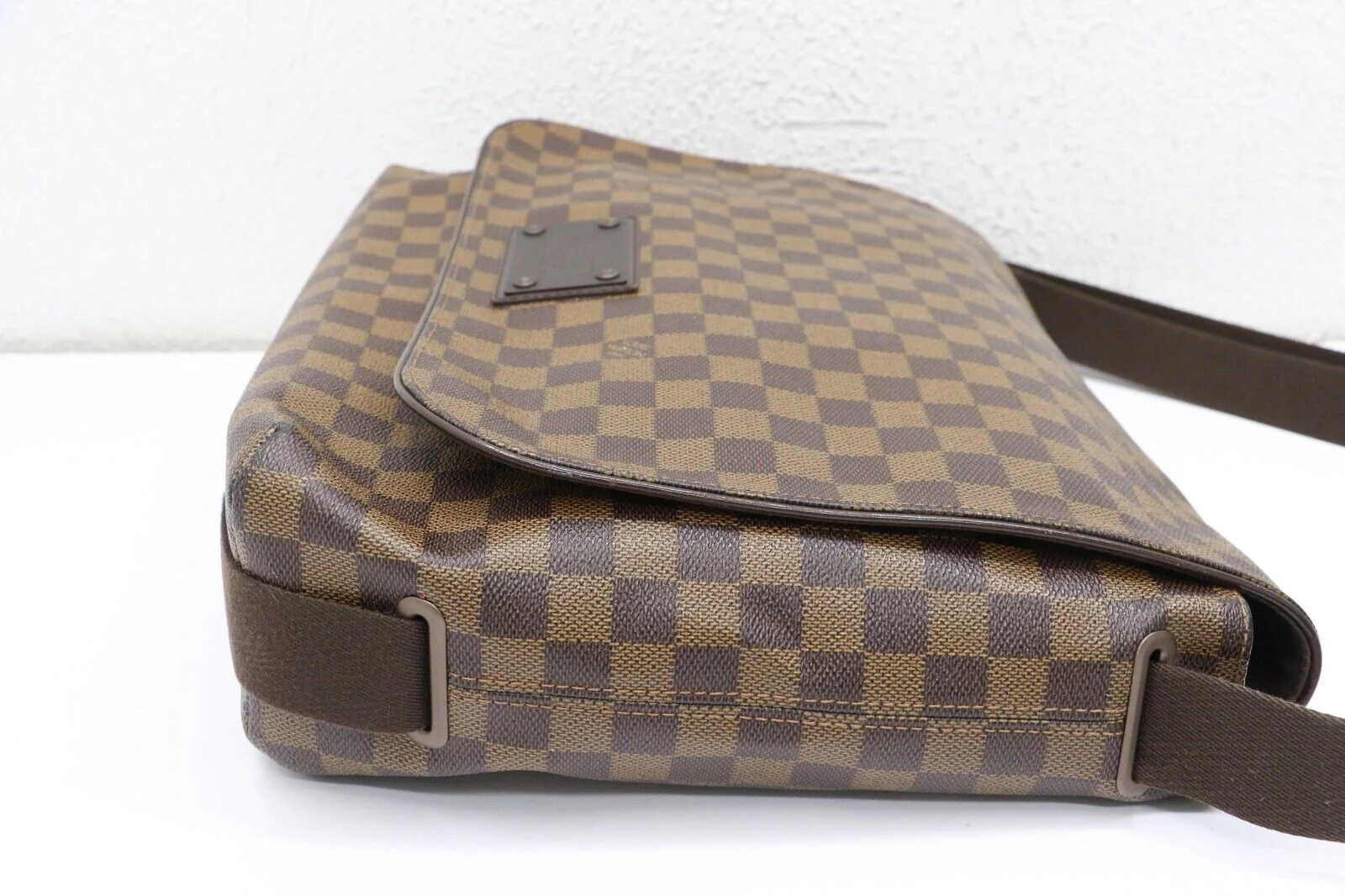 Louis Vuitton Damier Brooklyn GM Messenger Bag CA1172 - Image 6