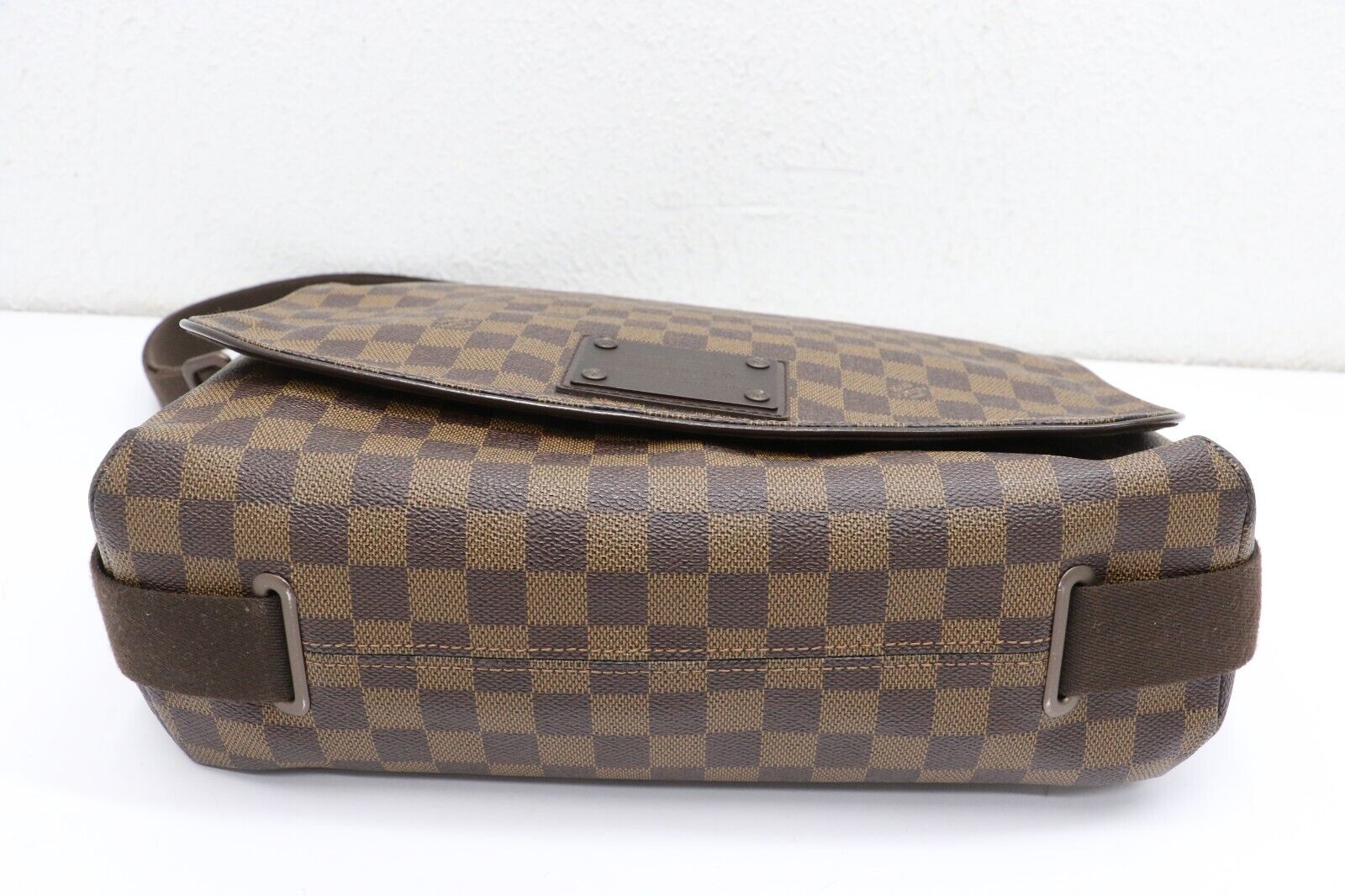 Louis Vuitton Damier Brooklyn GM Messenger Bag CA1172 - Image 8