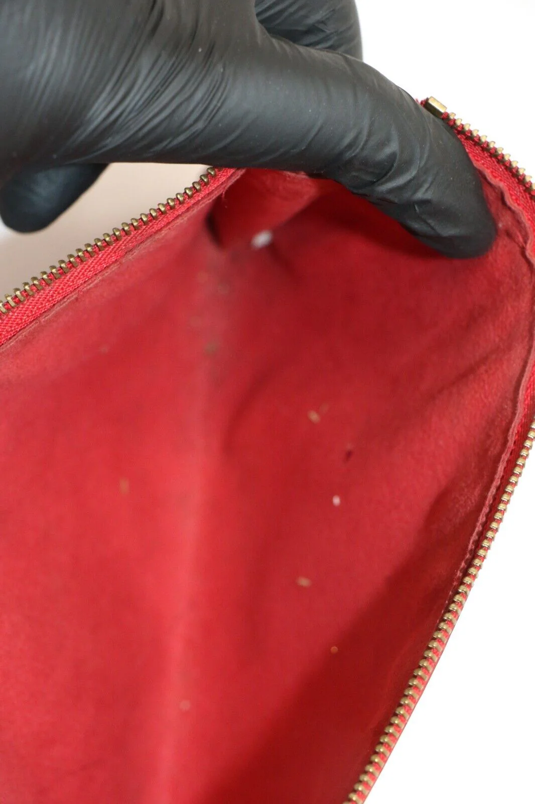 Louis Vuitton Epi Leather Red Pochette AR1004 - Image 10