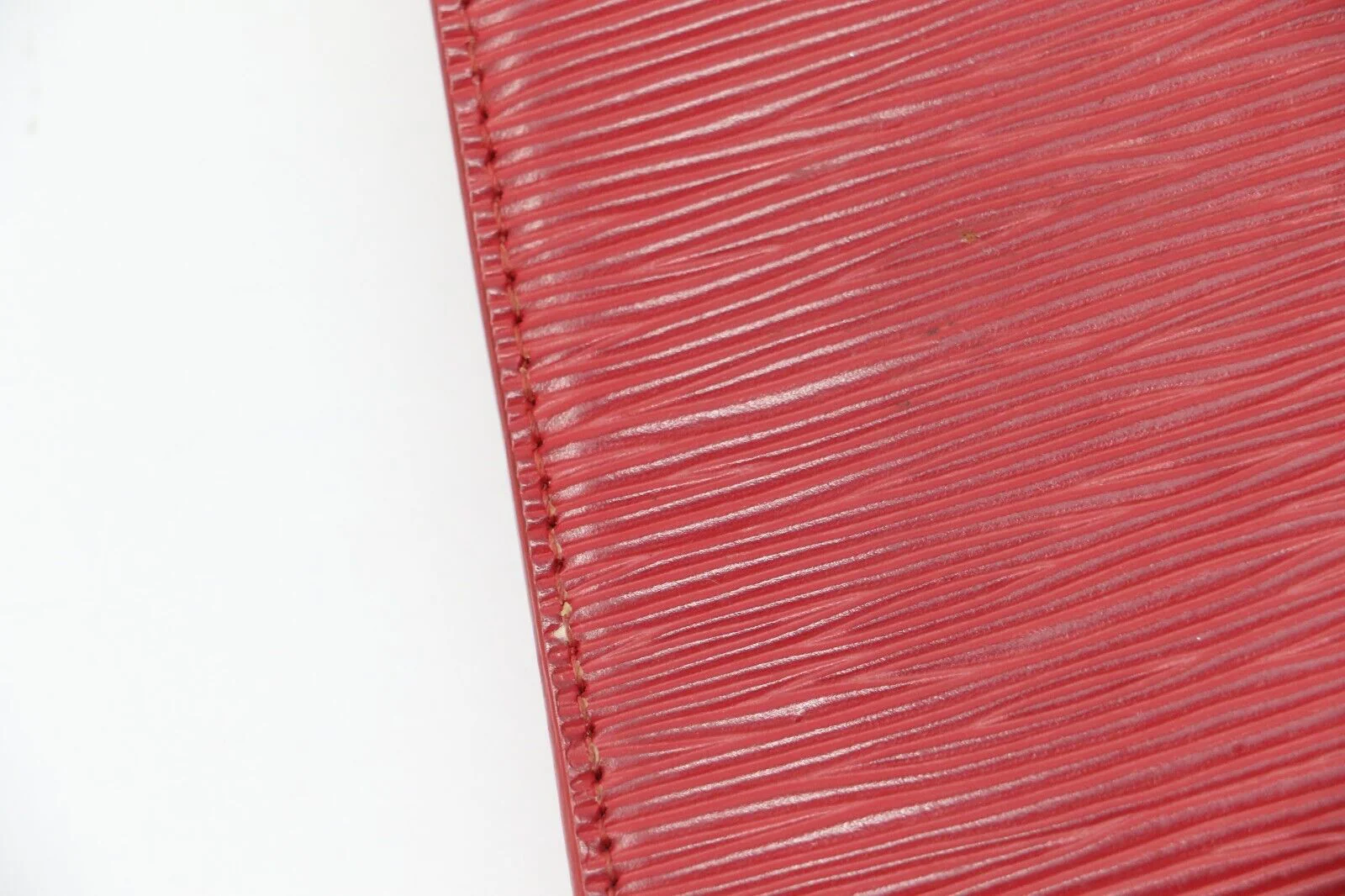 Louis Vuitton Epi Leather Red Pochette AR1004 - Image 9