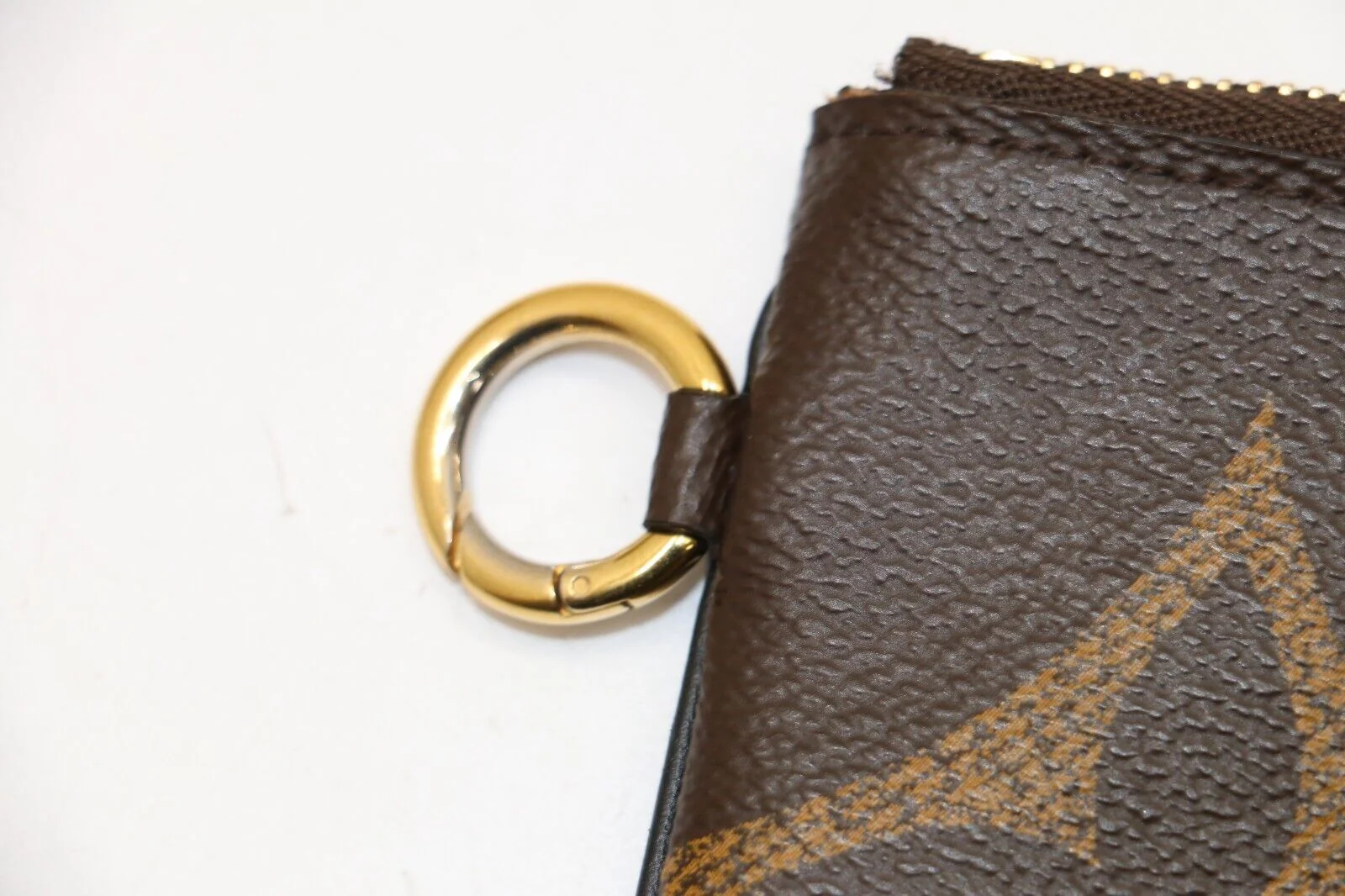 LOUIS VUITTON Trio Monogram Giant Canvas Coin Purse Wallet Key Pouch Brown 1pc - Image 6