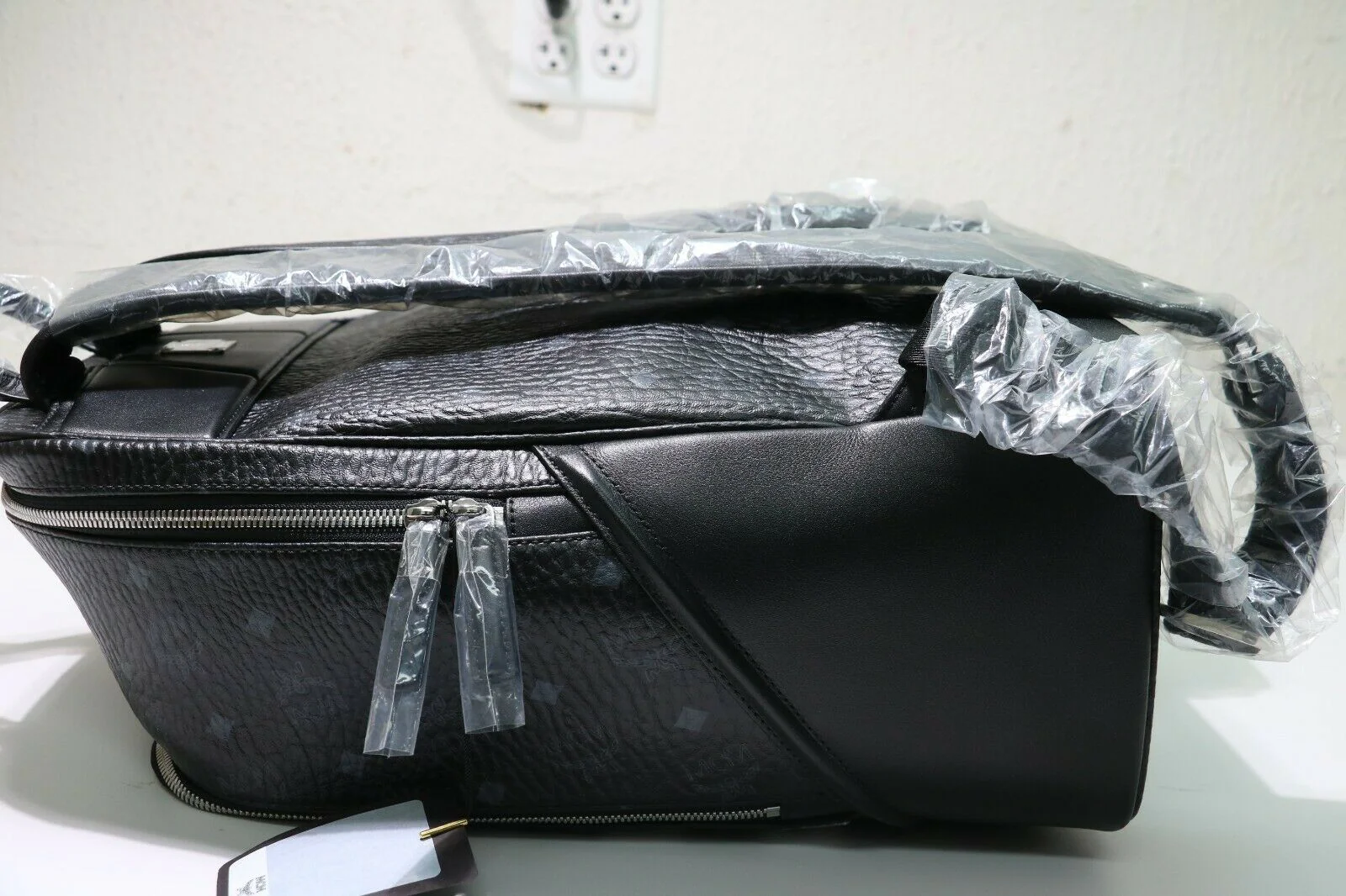 MCM: Backpack Spot Visteo MD w/ TAGS - Black/Silver - Image 3