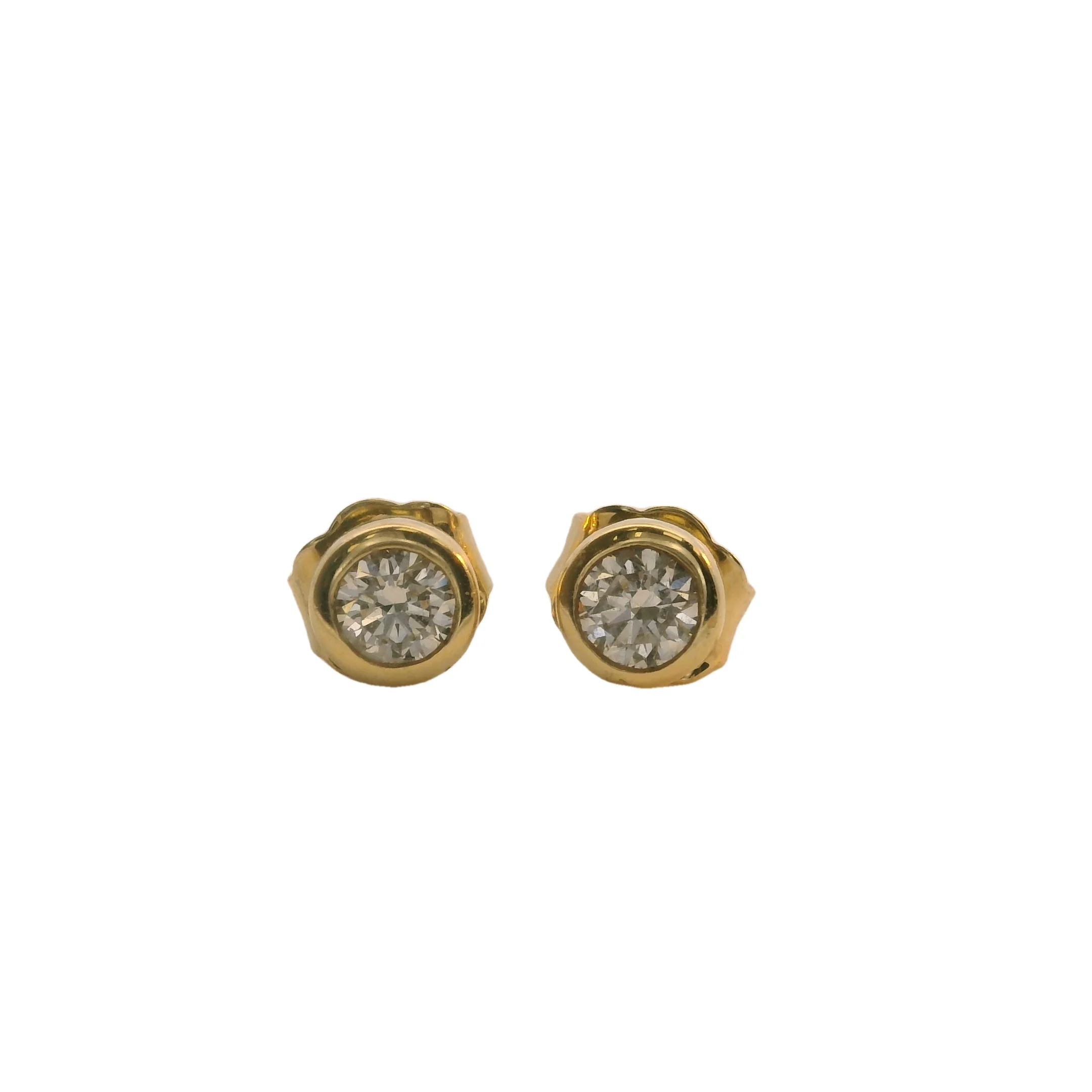 Mejuri 14kt Yellow Gold Round Bezel Set Natural Diamond 0.2ctw 4mm Stud Earrings - Image 3