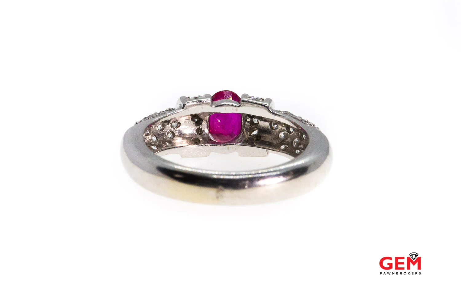 Natural Oval Ruby & Diamond Cluster Pave Band Italy 18K 750 White Gold Ring Size 6 - Image 2
