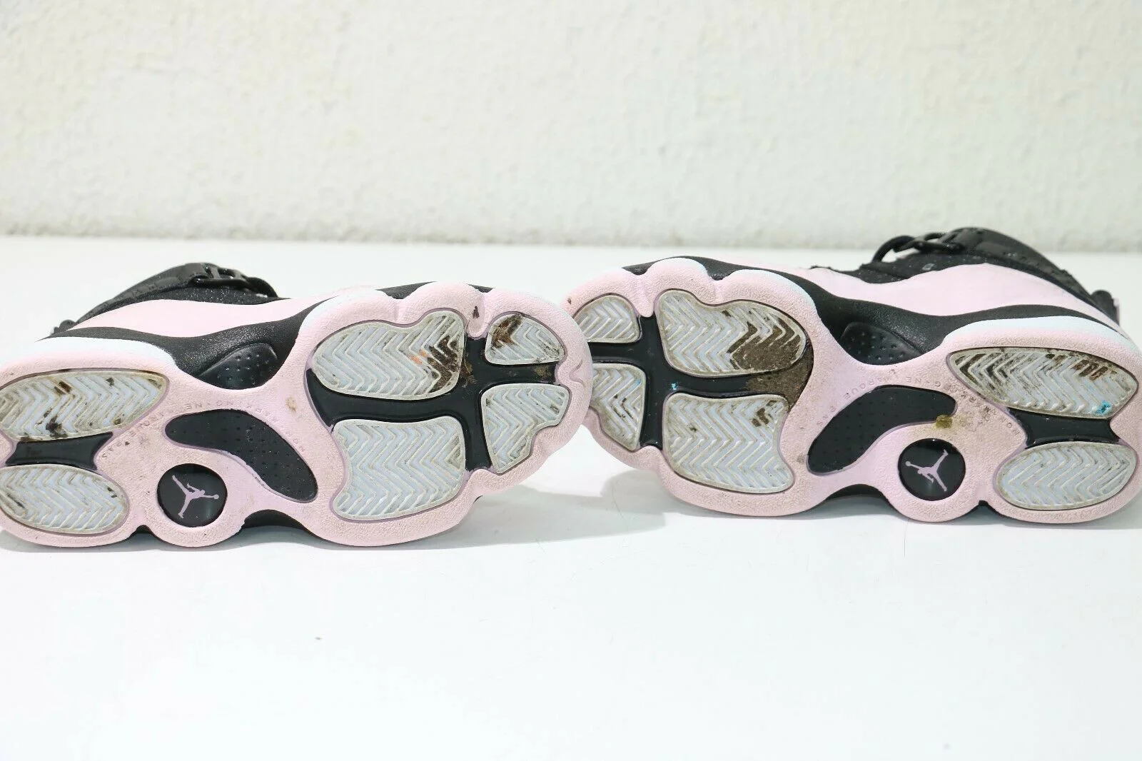 Nike: Air Jordan 6 Rings Sneaker - Black/Pink - 323431-006 - Youth 13c - Image 5