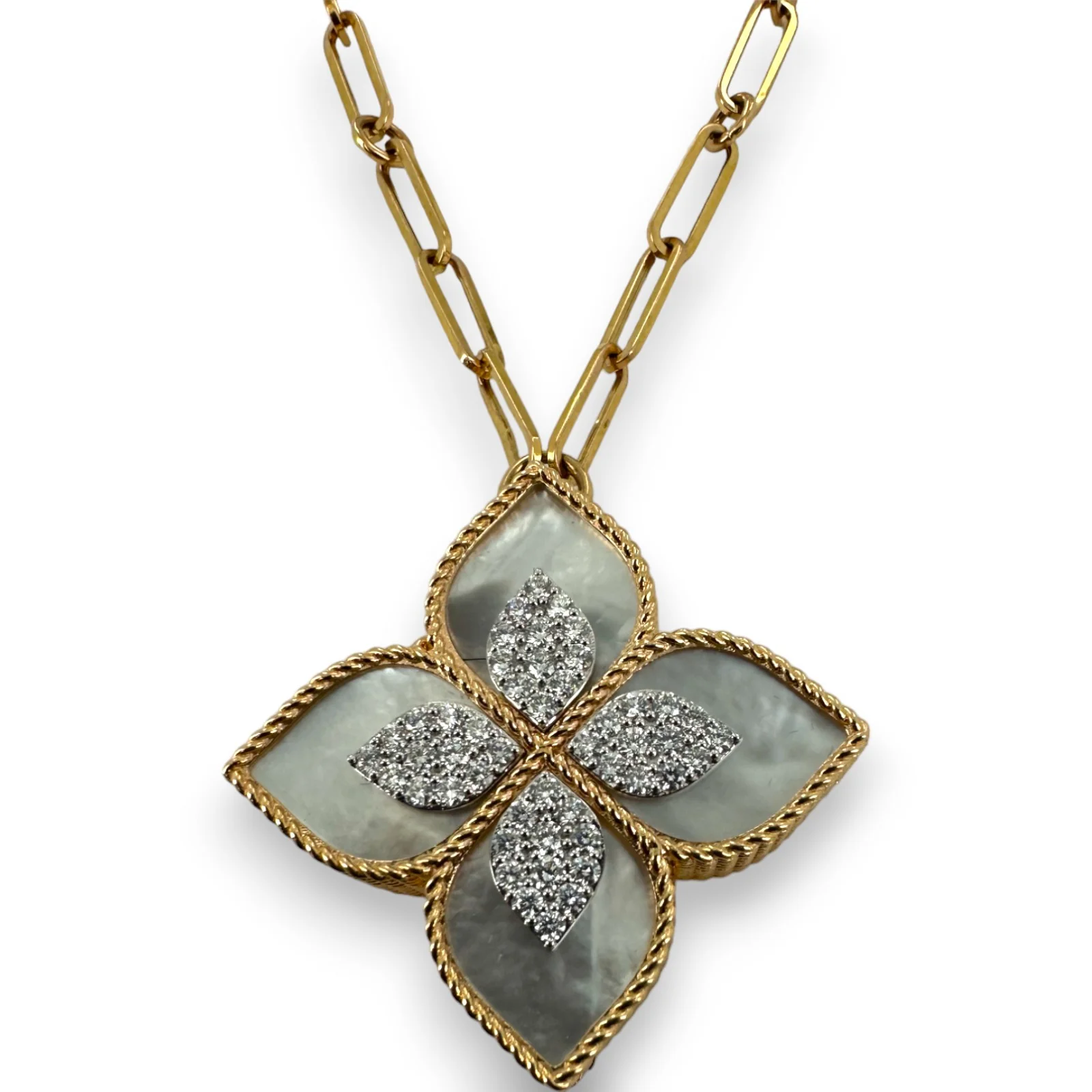 Roberto Coin RARE 18kt Yellow Gold Princess Flower Diamond and Mother of Pearl Locket Necklace with 32" Paperclip Chain - Image 2