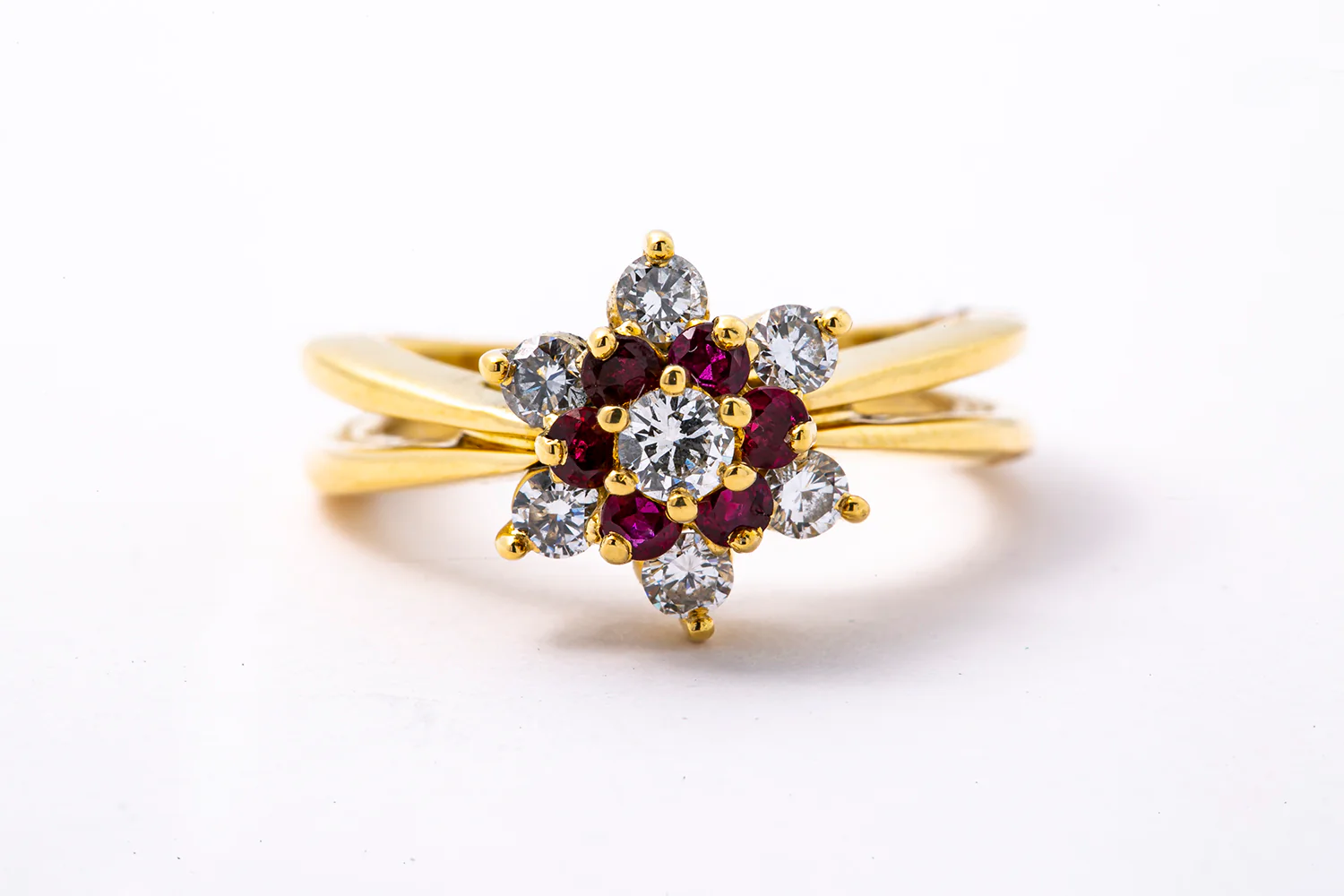 Ruby & Diamond Halo Sunburst 18K 750 Yellow Gold Ring Size 5 1/4
