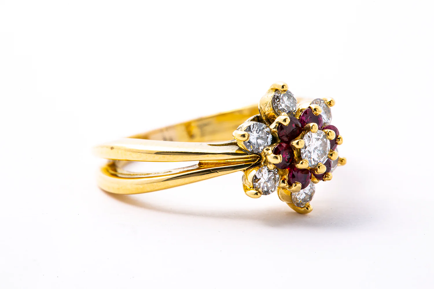 Ruby & Diamond Halo Sunburst 18K 750 Yellow Gold Ring Size 5 1/4 - Image 4