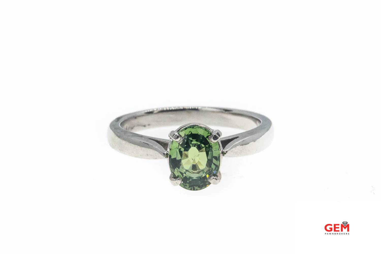 Solid 900 Platinum and 0.86ct Green Peridot Solitaire Ring Size 7 - Image 6