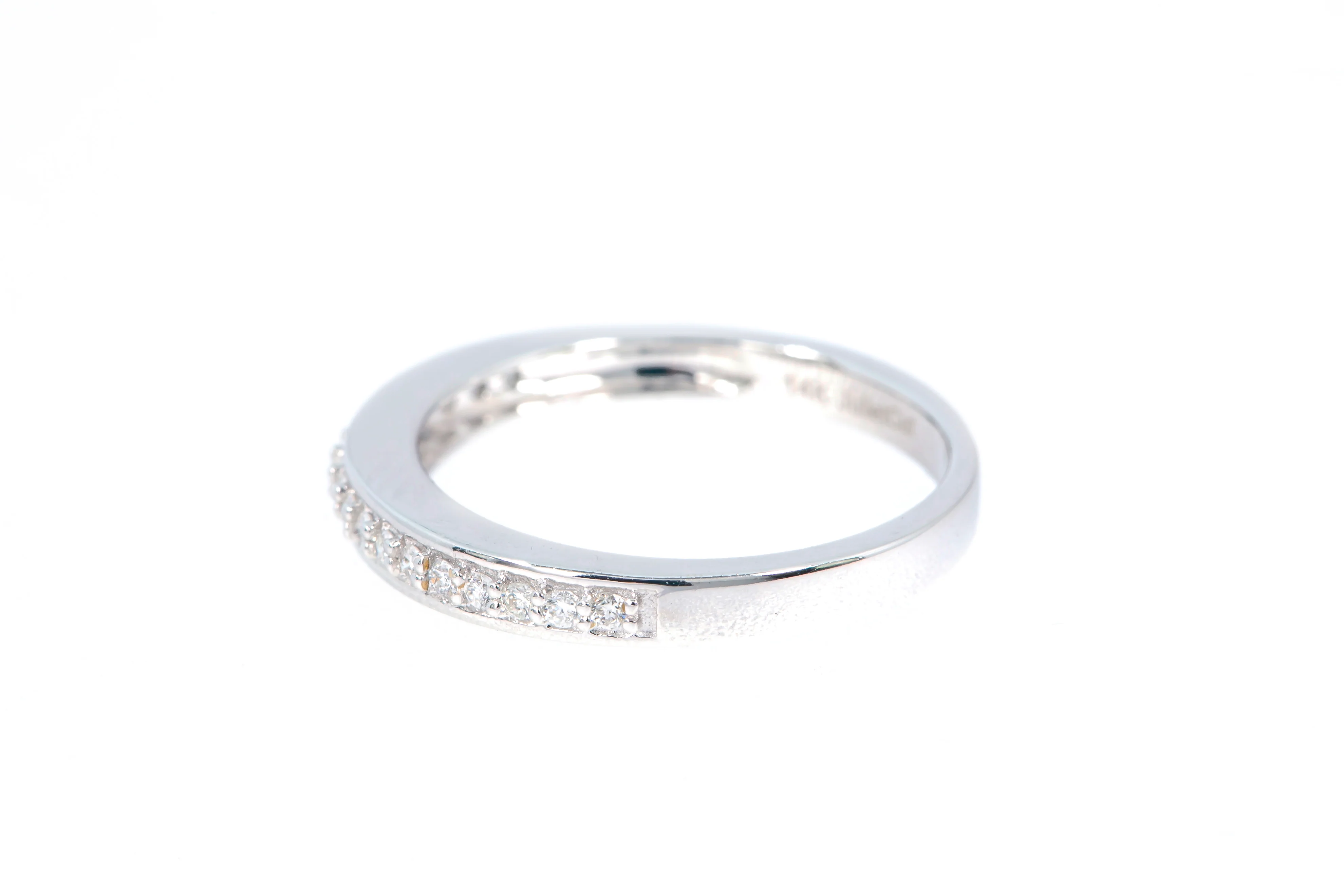 Stackable Diamond Pave Wedding Band 14k 585 White Gold Ring Size 7 Juliet Cut - Image 3