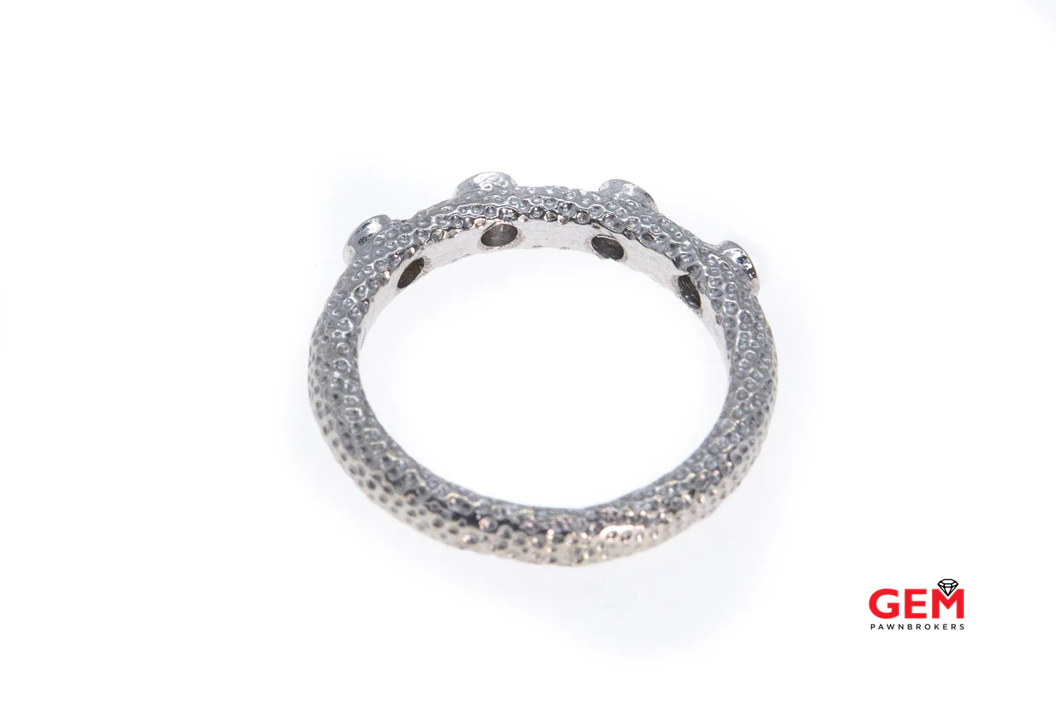 Stackable Station Hammer Finished Four 4 Stone Diamond Band 18K 750 White Gold Ring Size 6 1/2 - Image 3