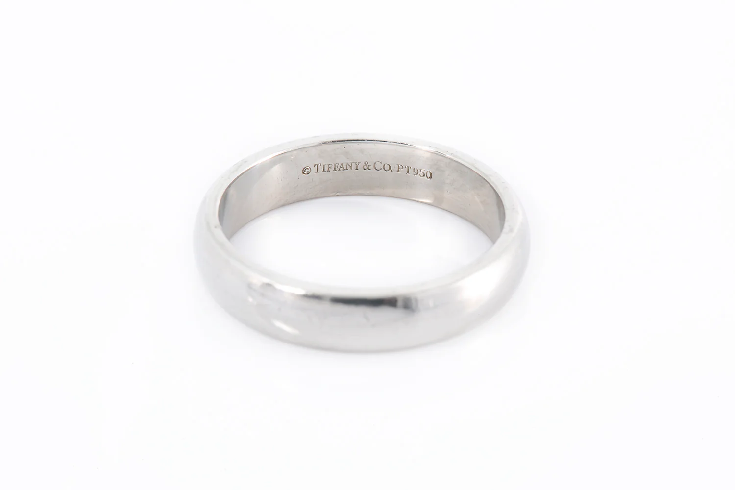 Tiffany & Co Classic Wedding Band Ring Platinum Pt950 4.5mm Size 8 1/4 - Image 3