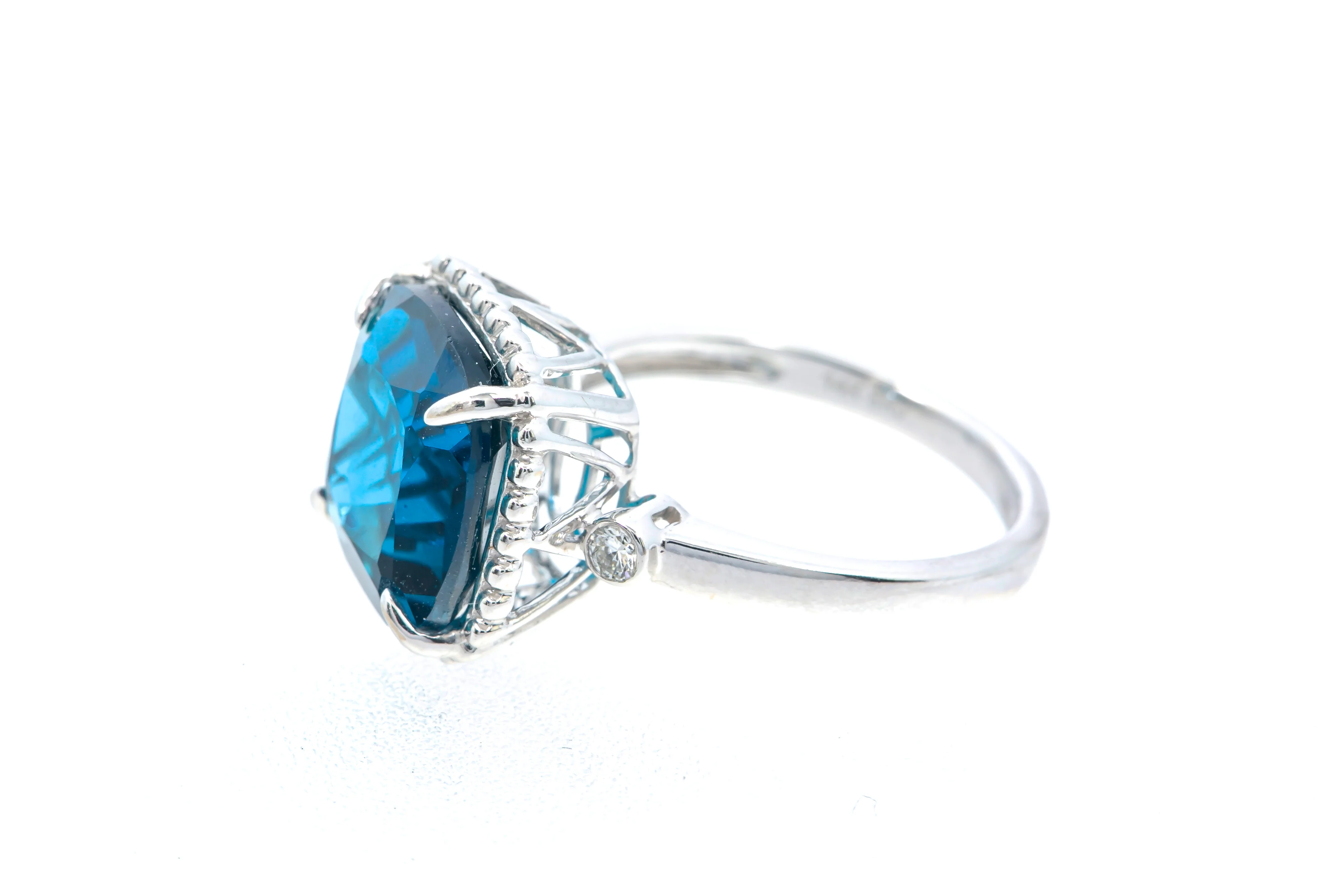 Topaz & Diamond Halo Cocktail Ring 14k 585 White Gold Size 7 - Image 2