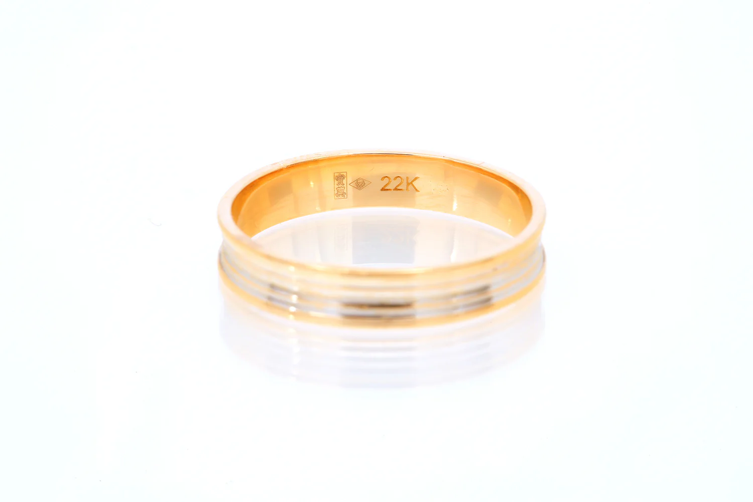 Tri-Color 22k Domed Striped Wedding Band Ring Solid Gold Size 8 - Image 2