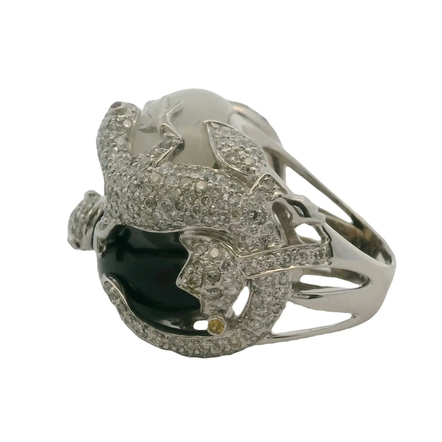 Unique Solid 18kt White Gold Statement Ring With 3.33ctw Diamond Lizards On Onyx and Quartz Rocks with Ruby Eyes - Image 2