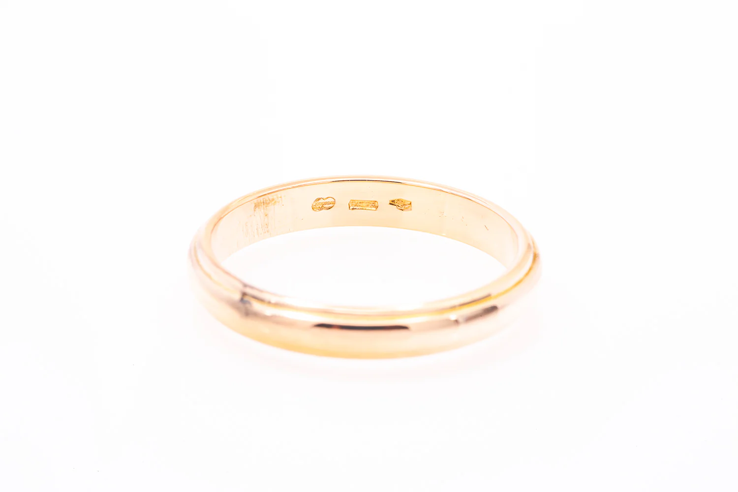 UnoAerre Solid Domed 18k 750 Yellow Gold Wedding Band Ring Size 9.5 - Image 2