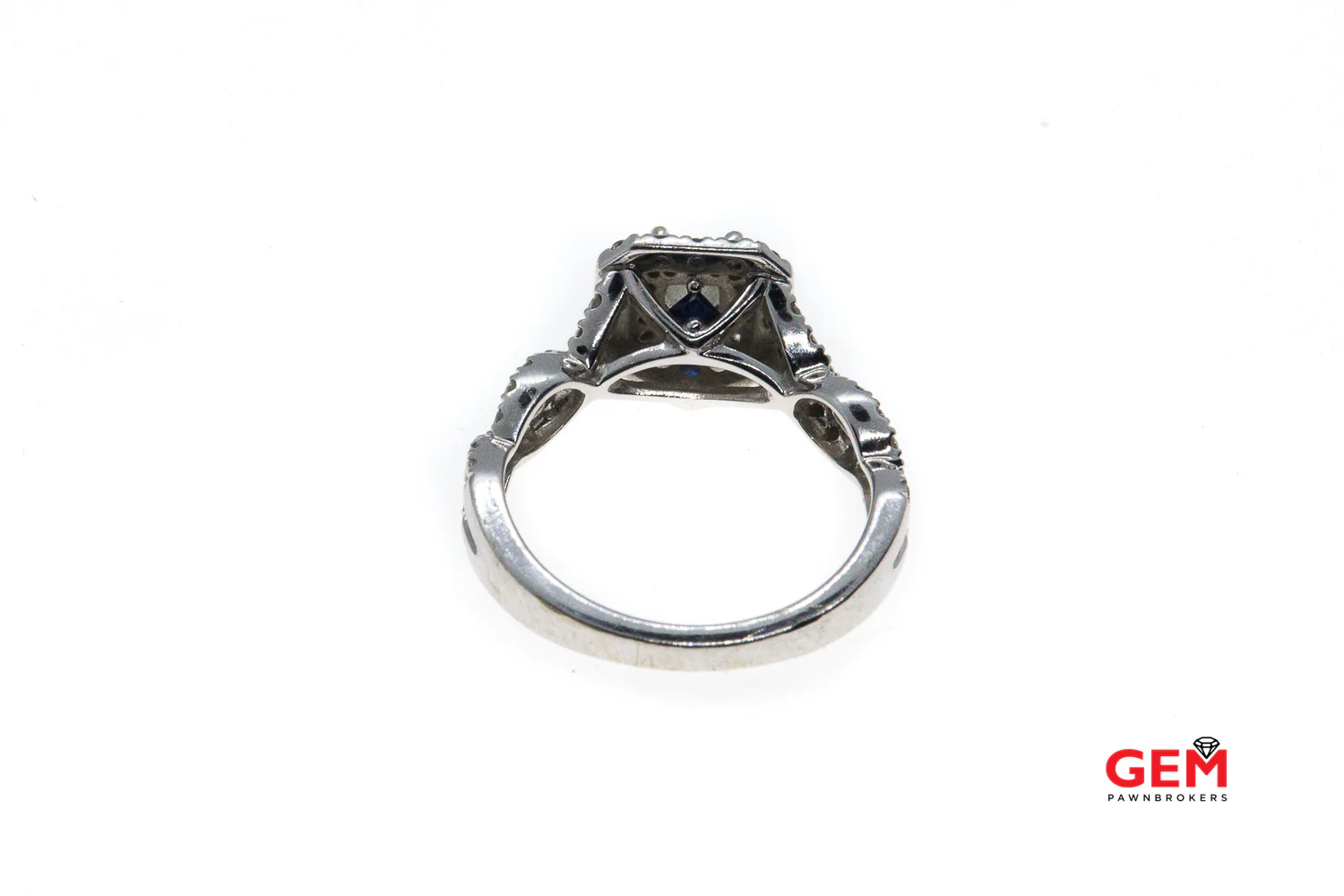 Vera Wang 14 KT Solid White Gold Diamond Engagement Ring - Image 5