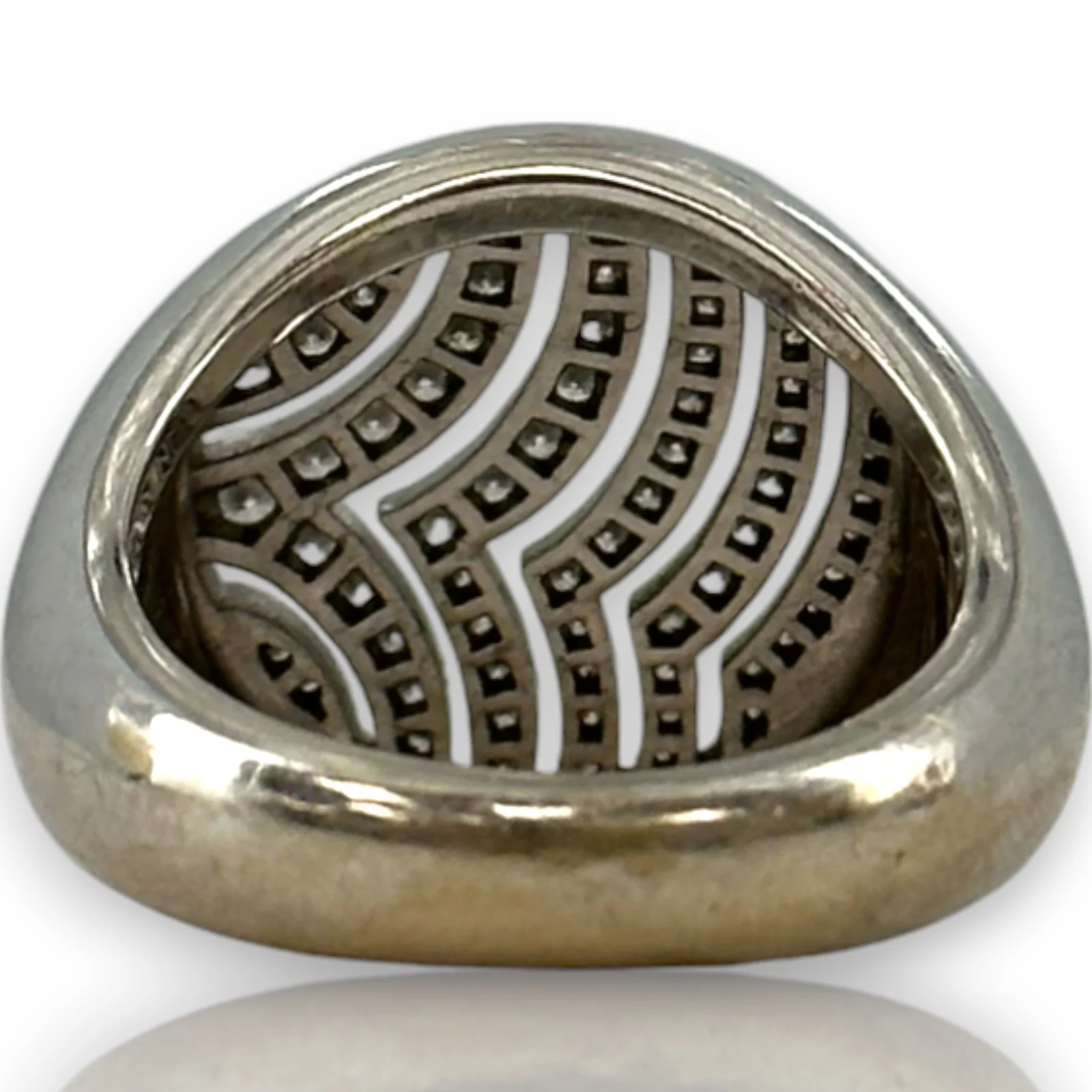 Vintage 2002 Signed Garrard London Solid 18kt White Gold and Diamond 18.7mm Wide Flat Top Statement Ring Made in Italy Size 6.75 - Image 4