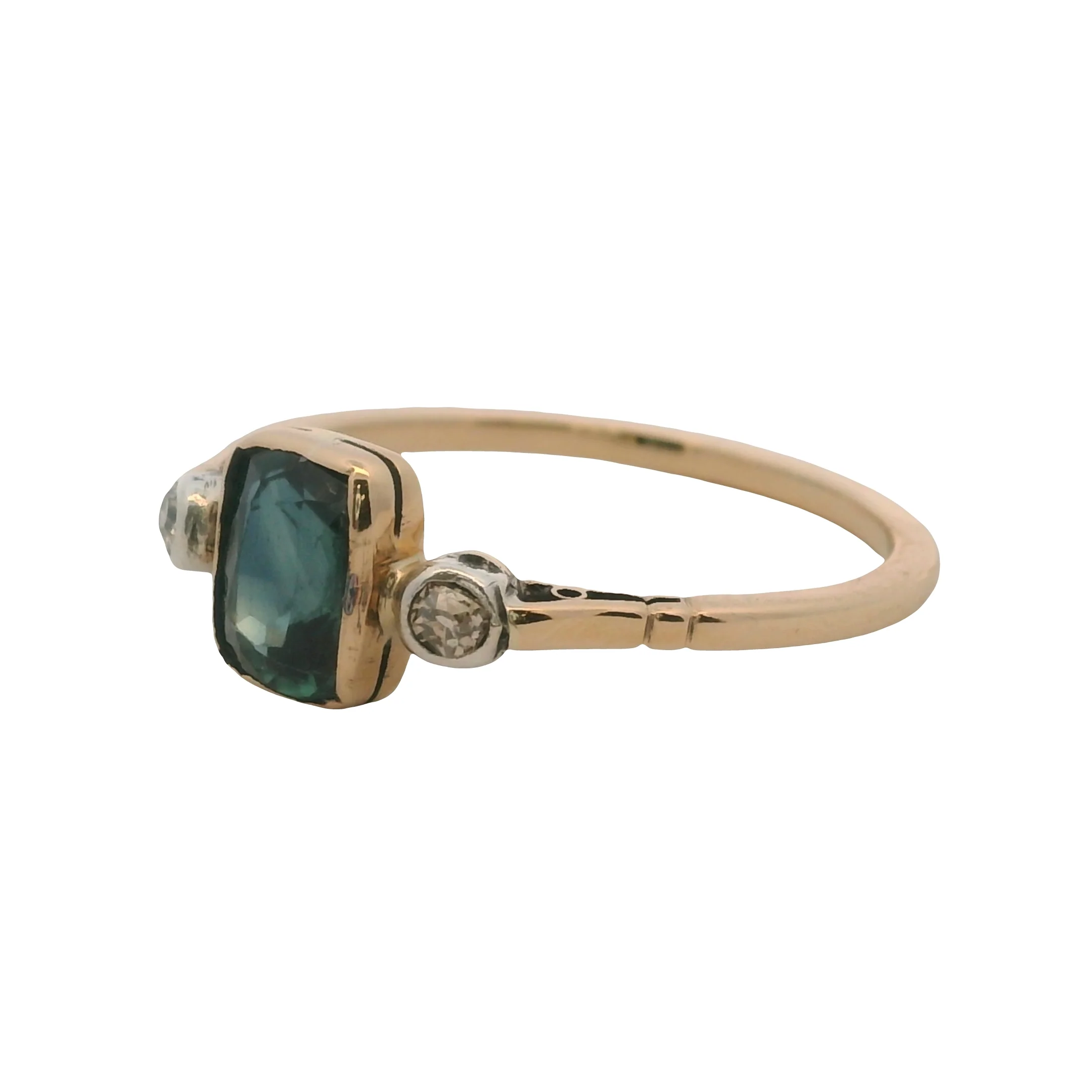 Vintage Handmade 14kt Yellow Gold Sapphire Solitaire Ring With 2 Side Diamonds Size 7.75 - Image 4